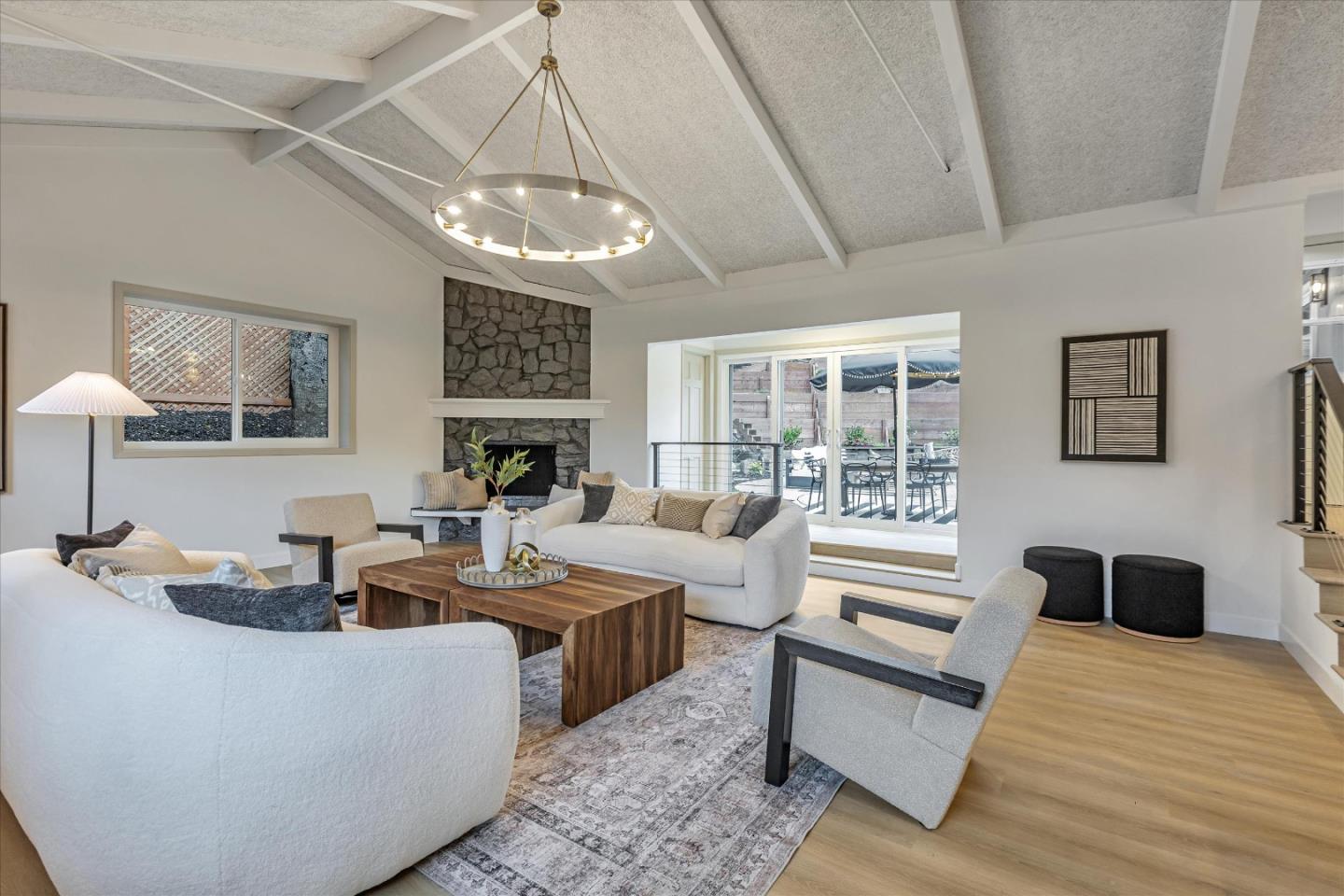 Detail Gallery Image 13 of 89 For 2845 Brittan Ave, San Carlos,  CA 94070 - 4 Beds | 2/1 Baths
