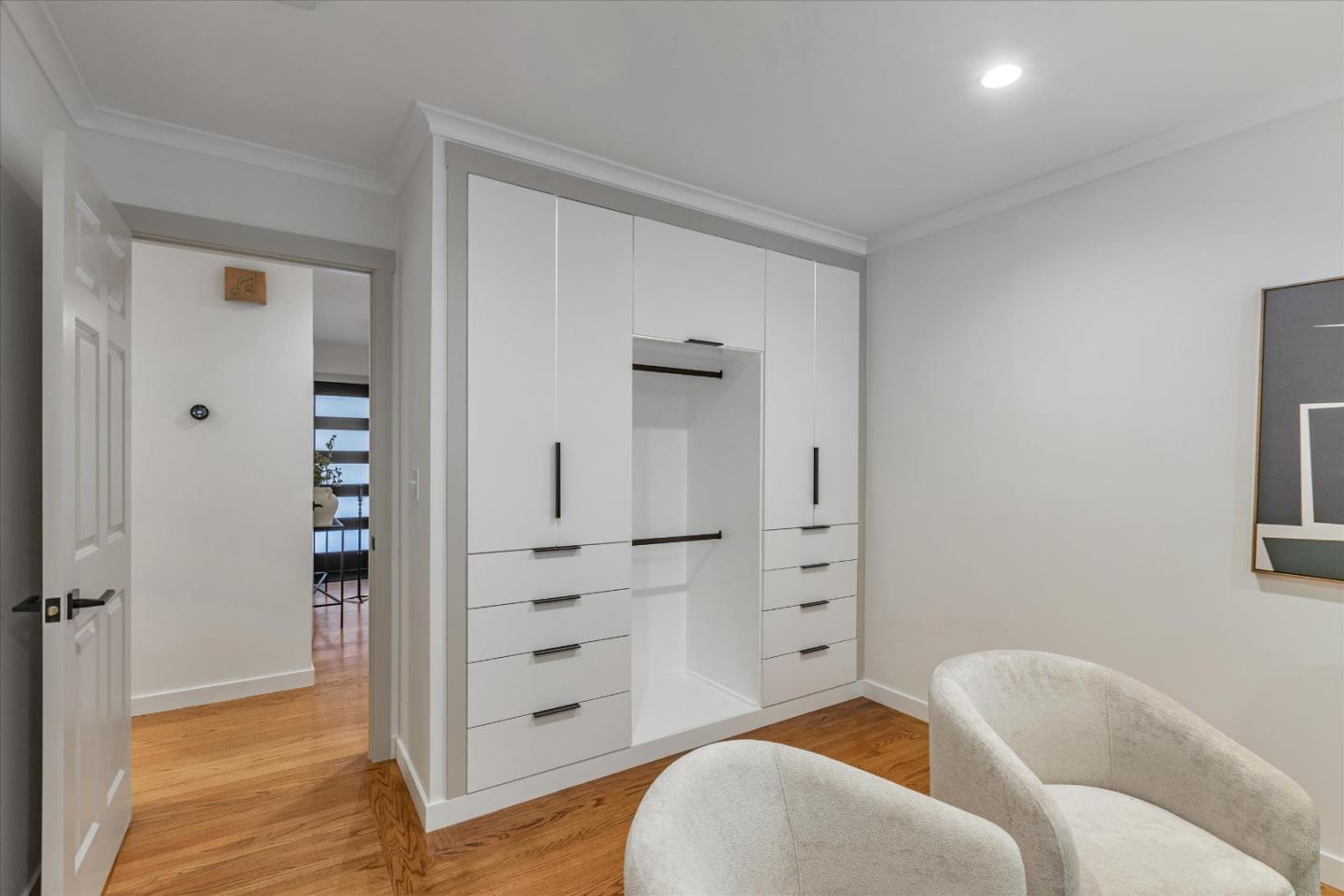 Detail Gallery Image 30 of 89 For 2845 Brittan Ave, San Carlos,  CA 94070 - 4 Beds | 2/1 Baths