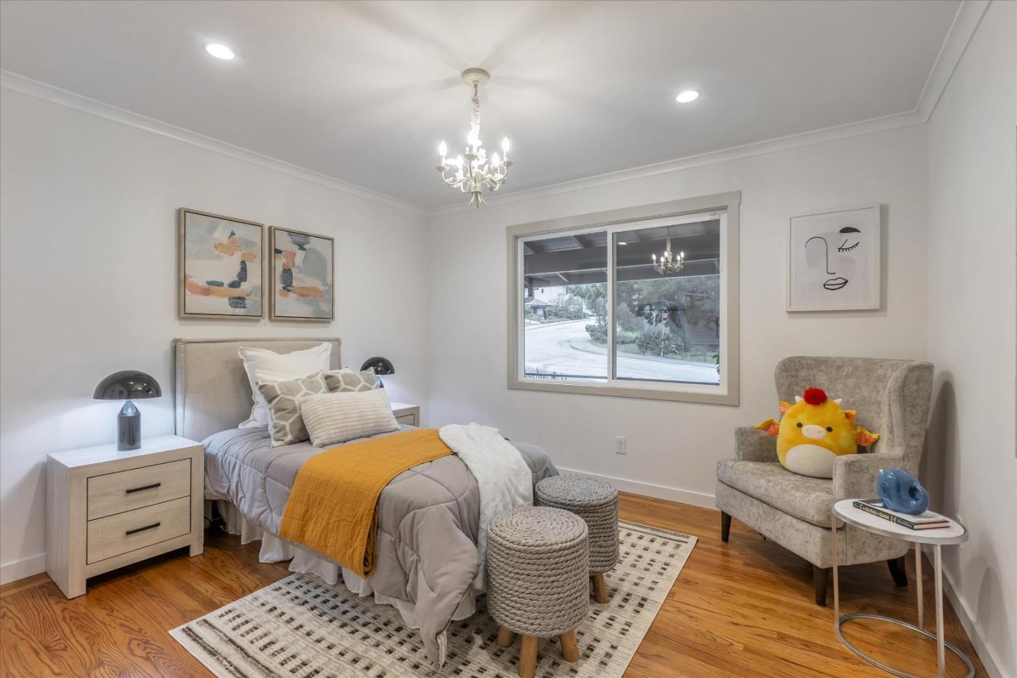 Detail Gallery Image 31 of 89 For 2845 Brittan Ave, San Carlos,  CA 94070 - 4 Beds | 2/1 Baths