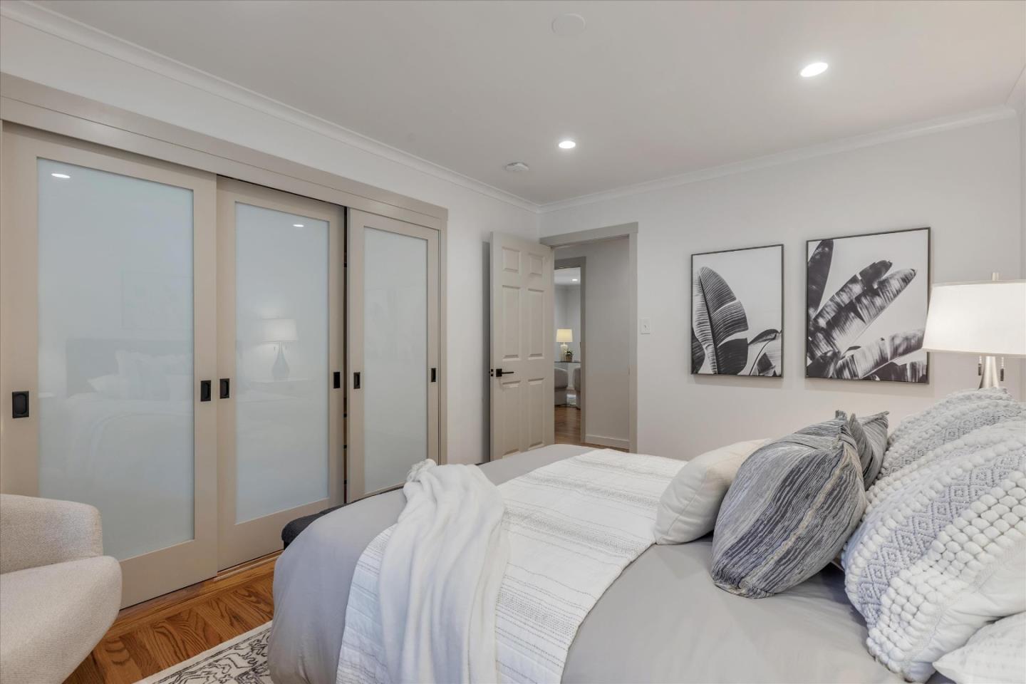 Detail Gallery Image 35 of 89 For 2845 Brittan Ave, San Carlos,  CA 94070 - 4 Beds | 2/1 Baths