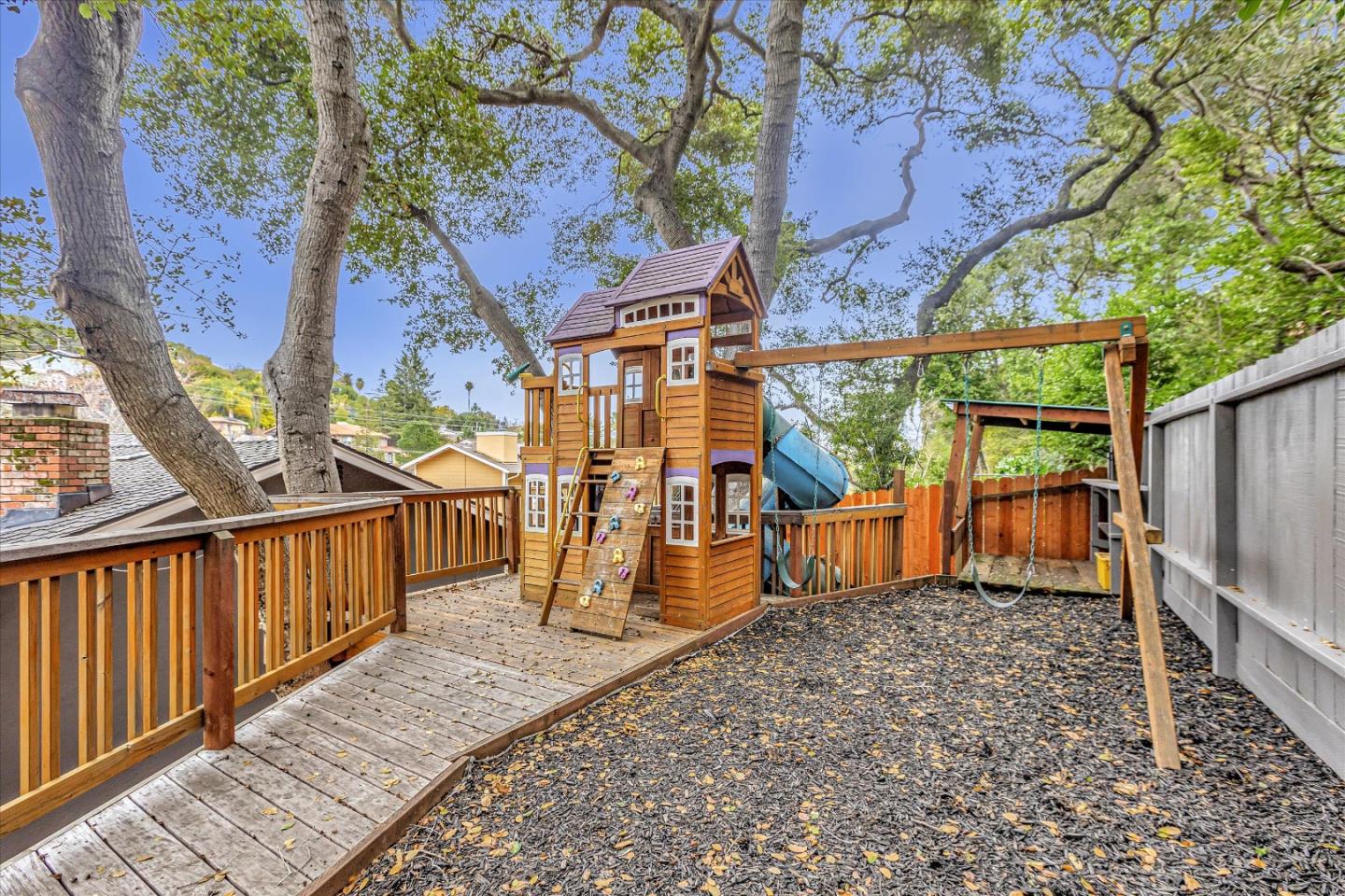 Detail Gallery Image 56 of 89 For 2845 Brittan Ave, San Carlos,  CA 94070 - 4 Beds | 2/1 Baths