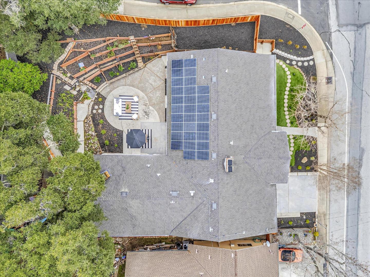 Detail Gallery Image 76 of 89 For 2845 Brittan Ave, San Carlos,  CA 94070 - 4 Beds | 2/1 Baths