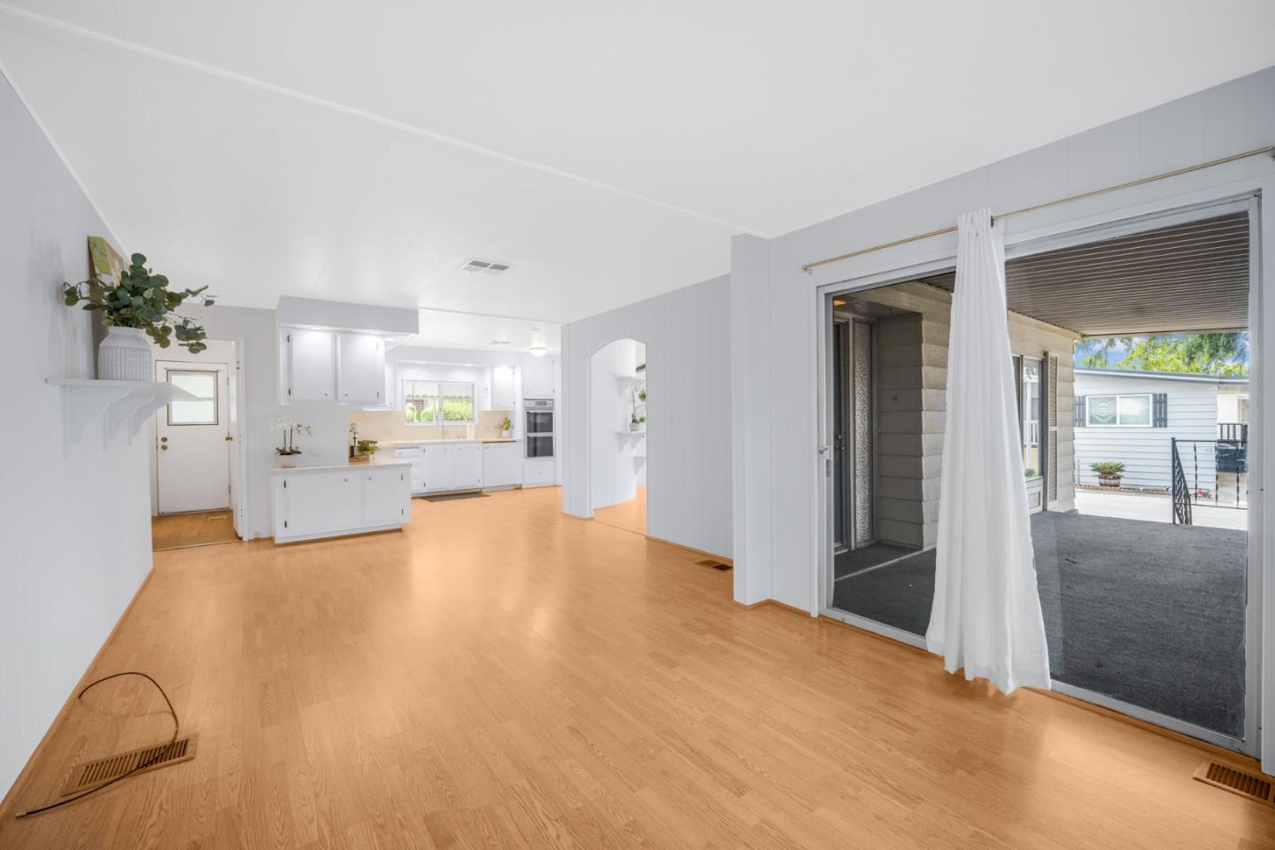 Detail Gallery Image 8 of 28 For 275 Burnett Ave #54,  Morgan Hill,  CA 95037 - 2 Beds | 2 Baths