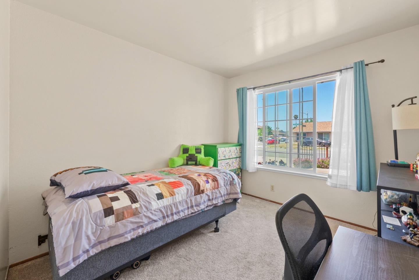 Detail Gallery Image 17 of 24 For 720 Singleton Rd, San Jose,  CA 95111 - 3 Beds | 2 Baths