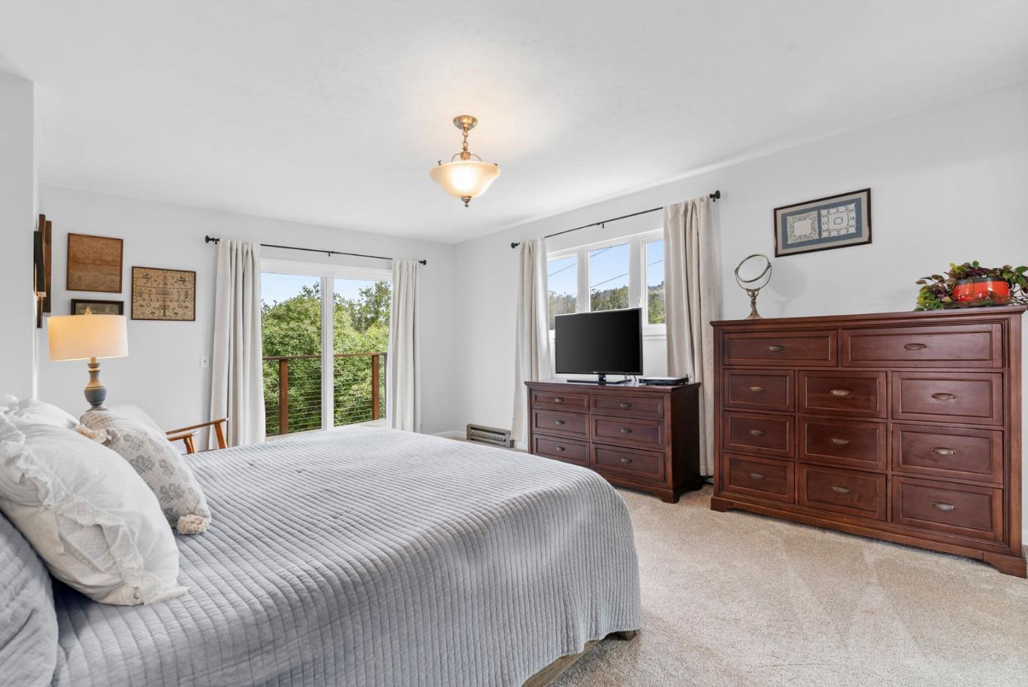 Detail Gallery Image 18 of 41 For 1044 Pleasant Valley Rd, Aptos,  CA 95003 - 4 Beds | 3 Baths
