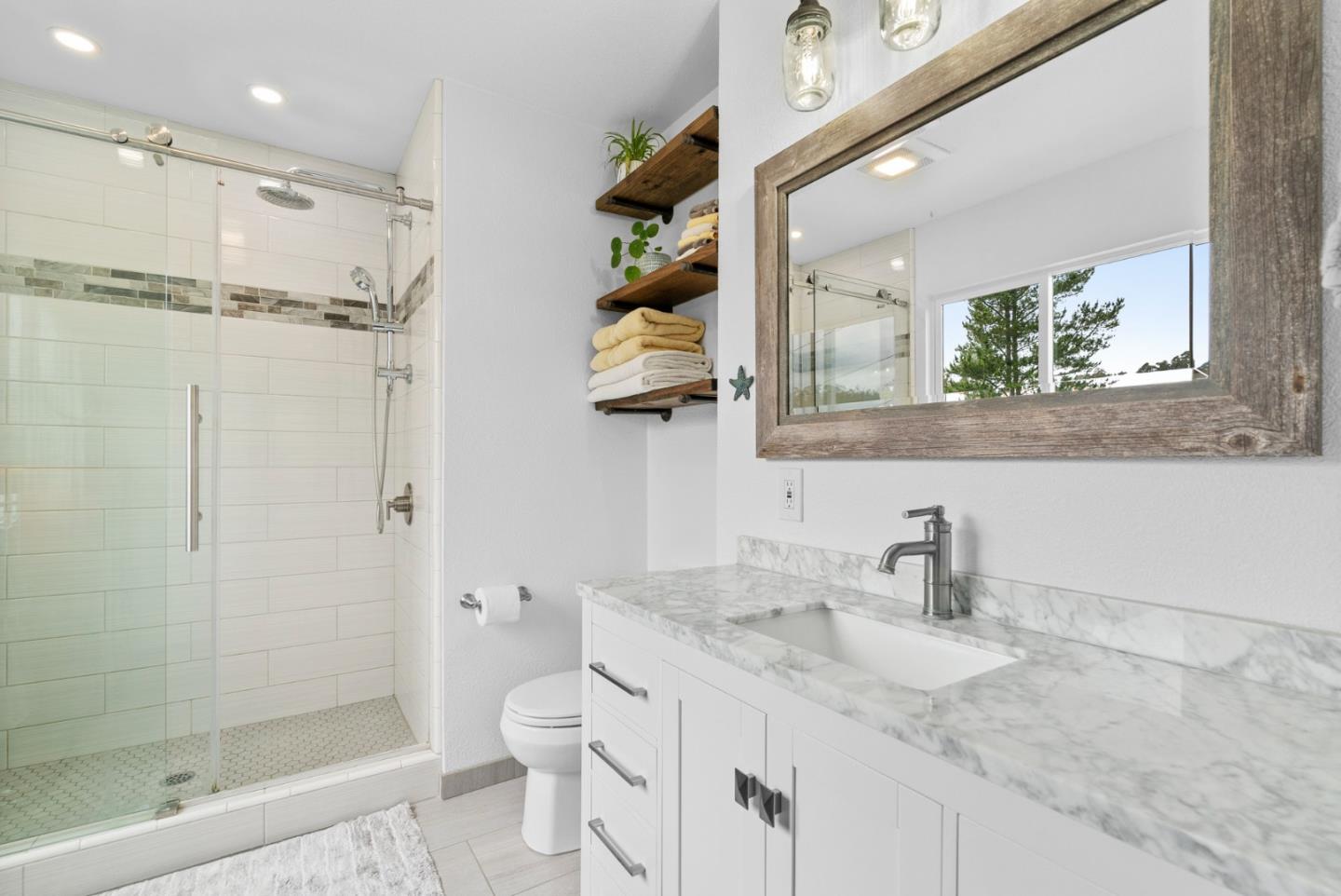 Detail Gallery Image 20 of 41 For 1044 Pleasant Valley Rd, Aptos,  CA 95003 - 4 Beds | 3 Baths