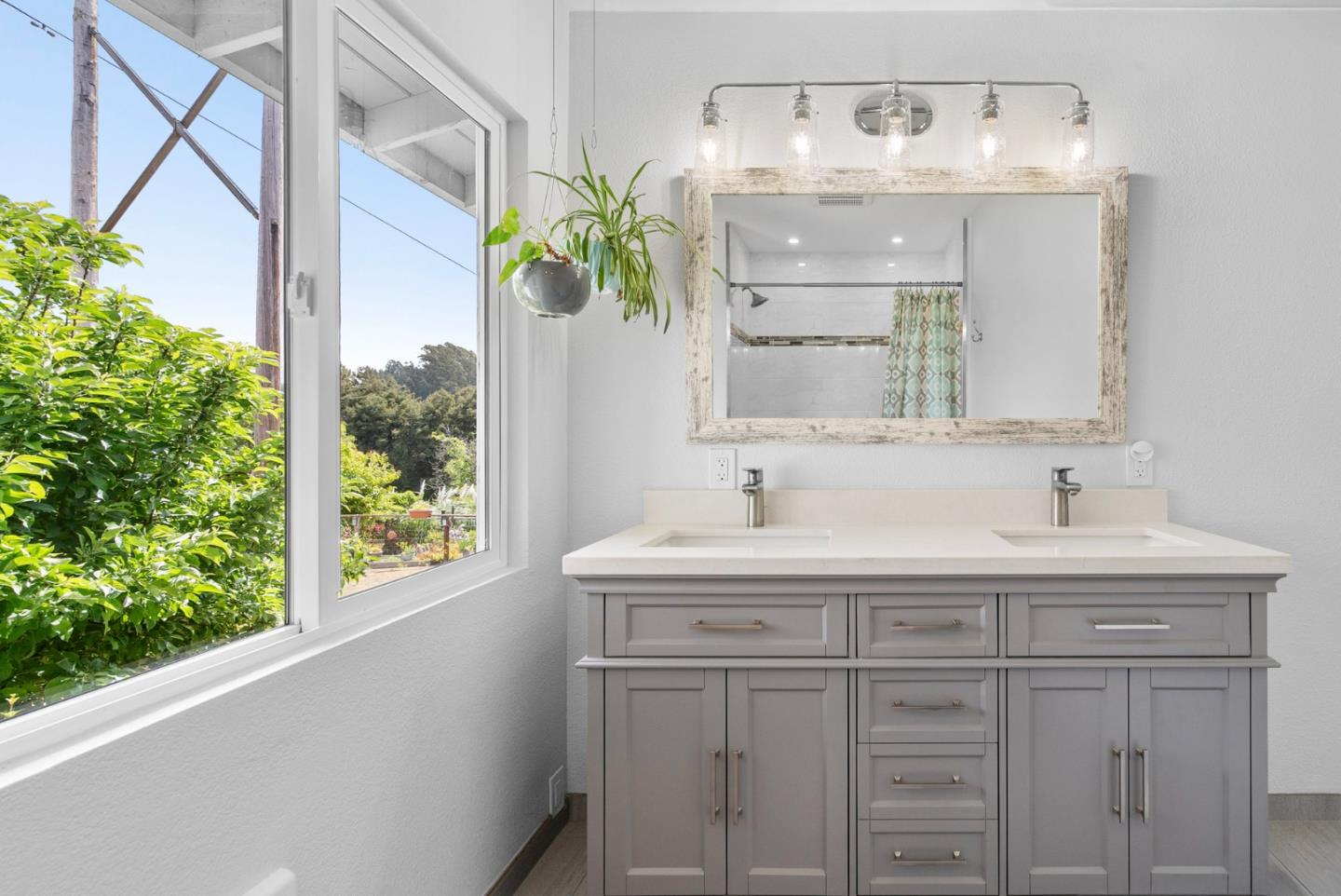 Detail Gallery Image 22 of 41 For 1044 Pleasant Valley Rd, Aptos,  CA 95003 - 4 Beds | 3 Baths