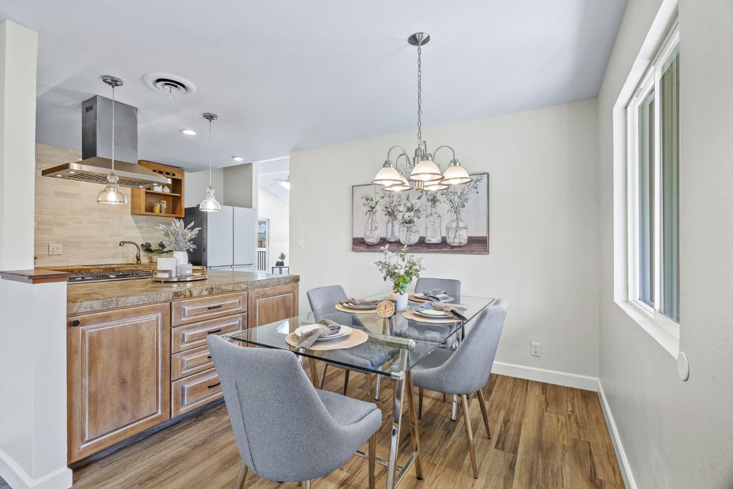 Detail Gallery Image 12 of 40 For 1925 Adelaide Way, San Jose,  CA 95124 - 3 Beds | 2 Baths