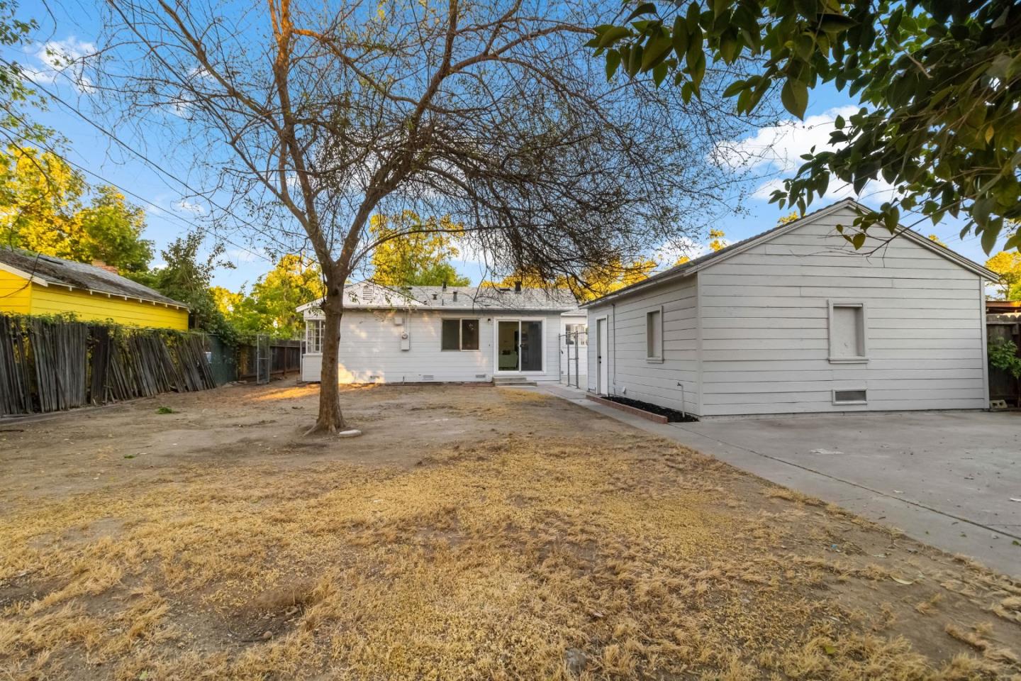 Detail Gallery Image 14 of 61 For 413 Santa Barbara Ave, Modesto,  CA 95354 - 2 Beds | 1 Baths