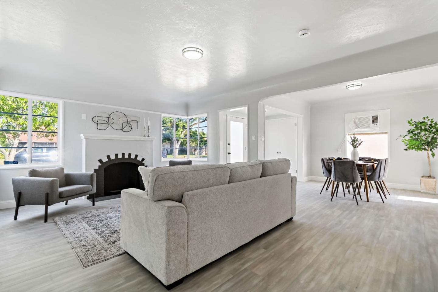 Detail Gallery Image 17 of 61 For 413 Santa Barbara Ave, Modesto,  CA 95354 - 2 Beds | 1 Baths