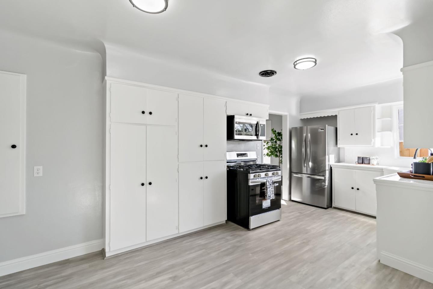 Detail Gallery Image 40 of 61 For 413 Santa Barbara Ave, Modesto,  CA 95354 - 2 Beds | 1 Baths