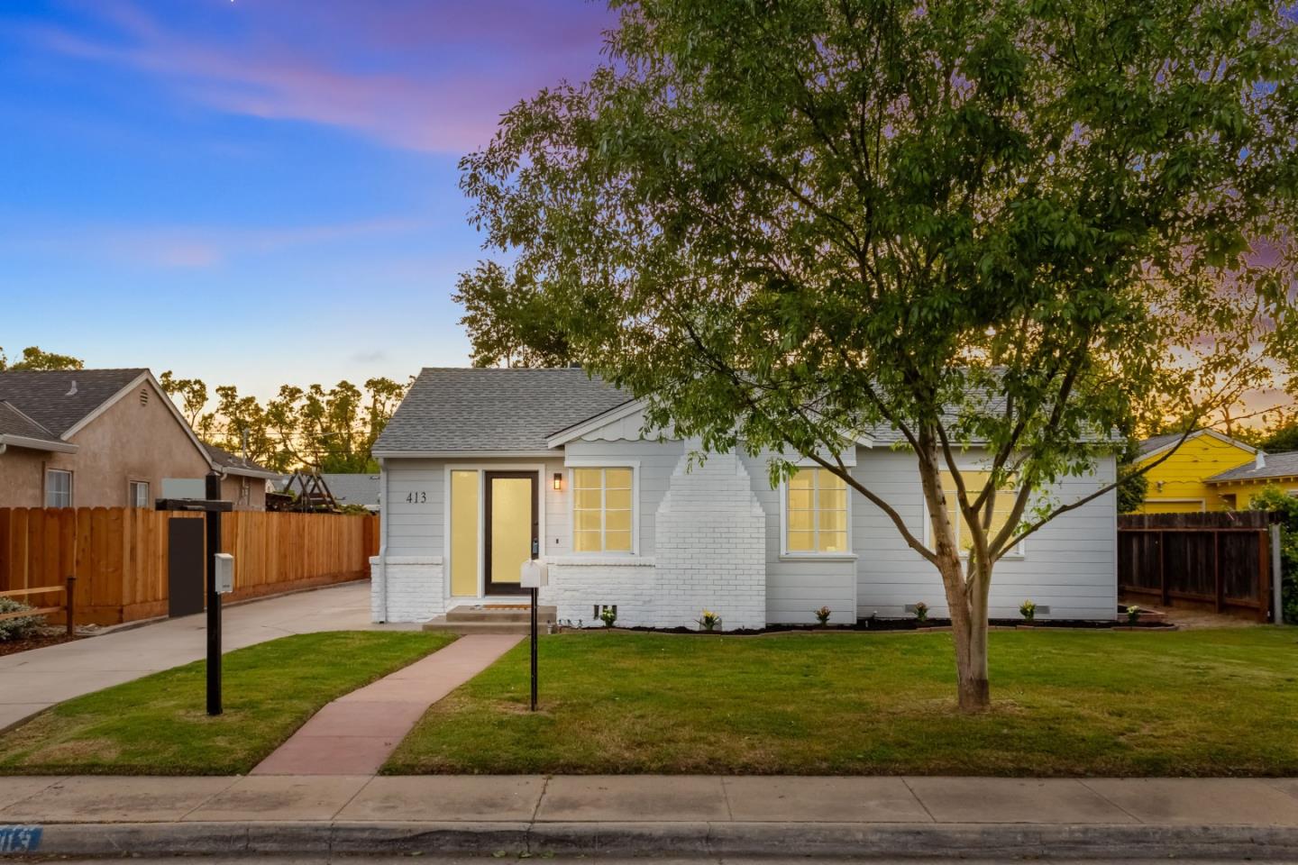 Detail Gallery Image 5 of 61 For 413 Santa Barbara Ave, Modesto,  CA 95354 - 2 Beds | 1 Baths