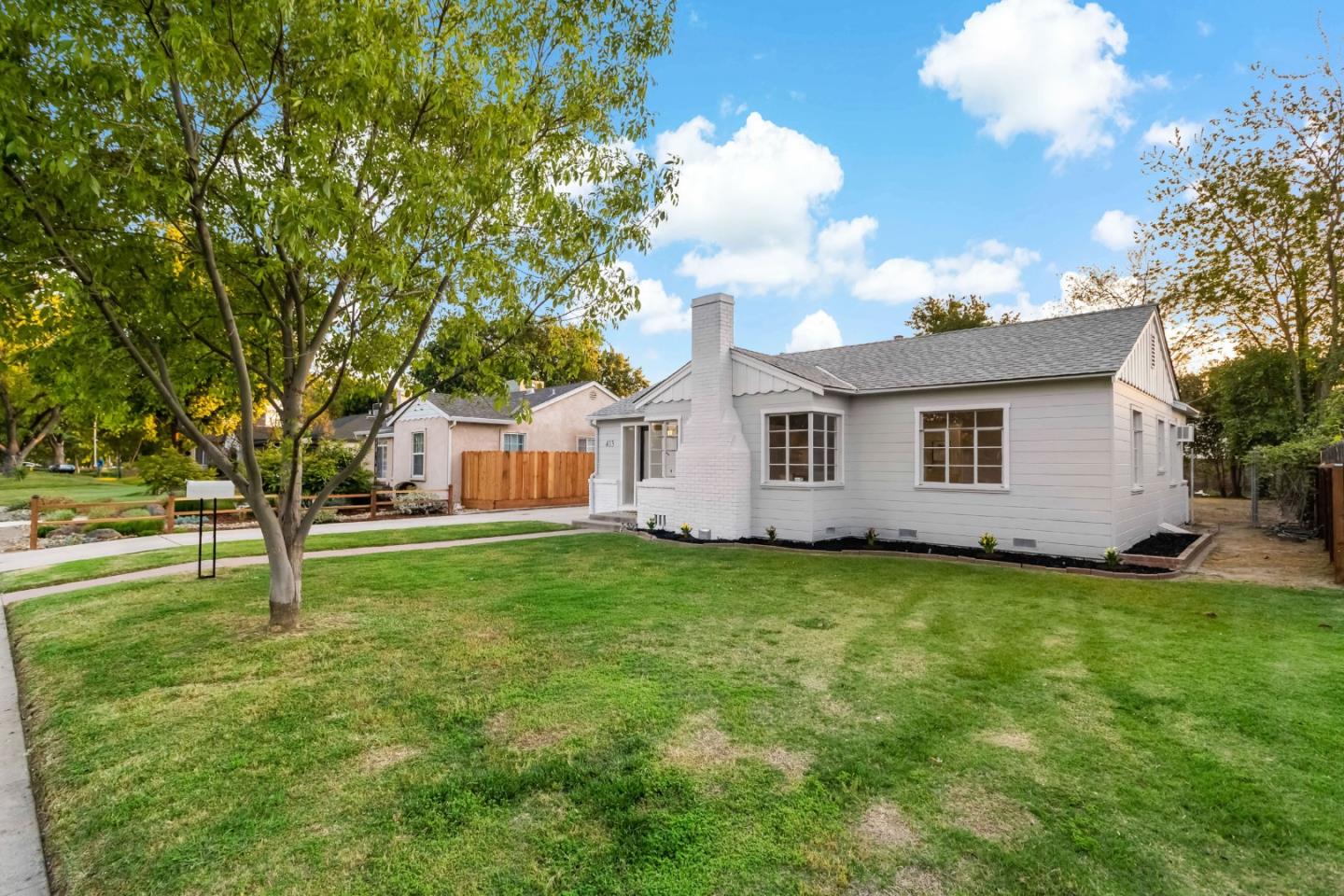 Detail Gallery Image 8 of 61 For 413 Santa Barbara Ave, Modesto,  CA 95354 - 2 Beds | 1 Baths