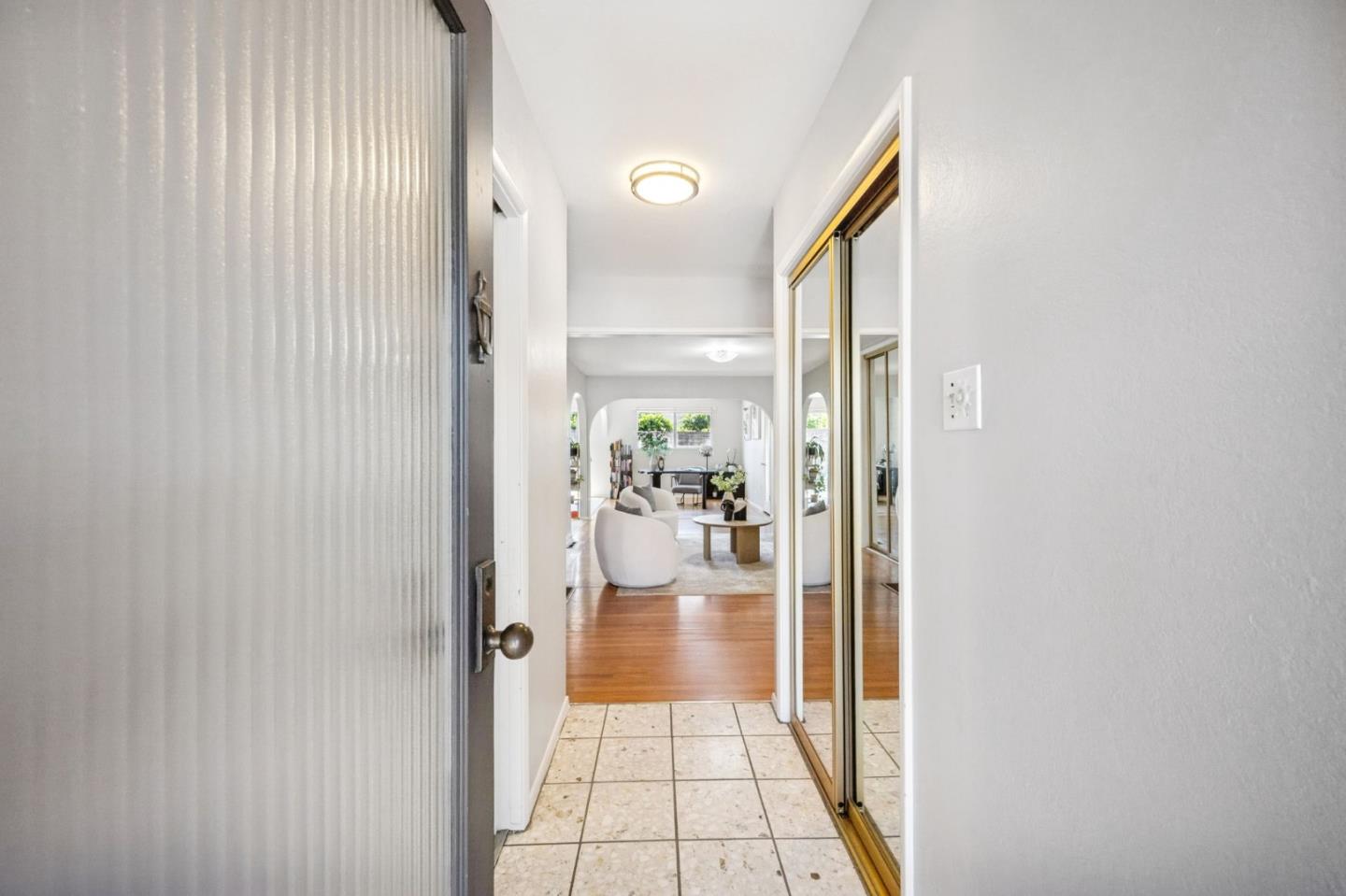 Detail Gallery Image 4 of 41 For 271 Goodrich St, Hayward,  CA 94544 - 3 Beds | 2 Baths