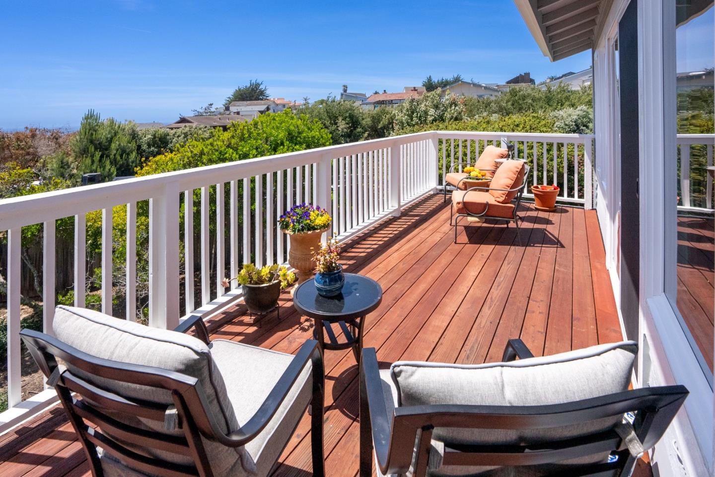 Detail Gallery Image 7 of 34 For 479 Canon Del Sol, La Selva Beach,  CA 95076 - 3 Beds | 2/1 Baths