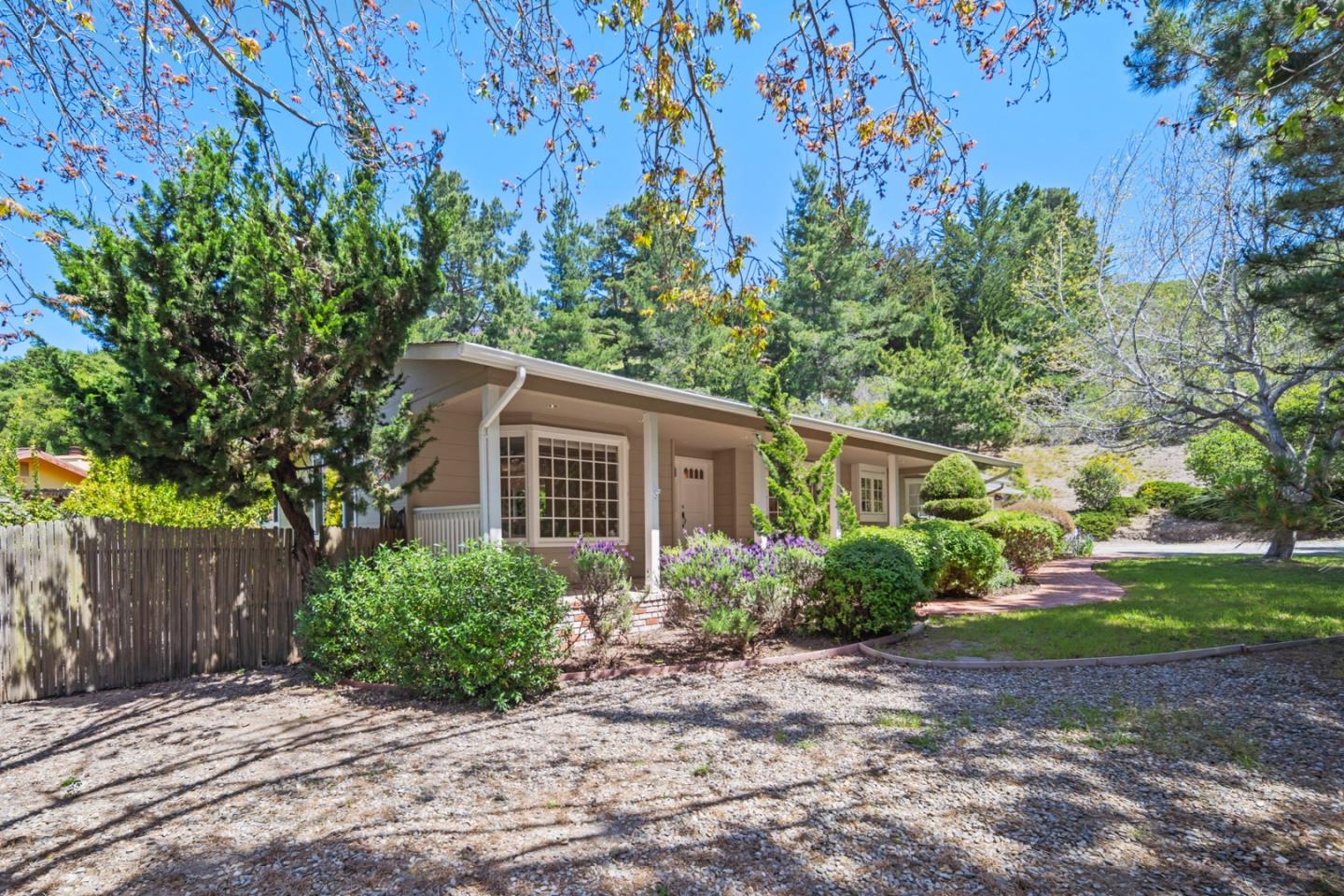 Detail Gallery Image 17 of 17 For 25380 Telarana Way, Carmel,  CA 93923 - 4 Beds | 2/1 Baths