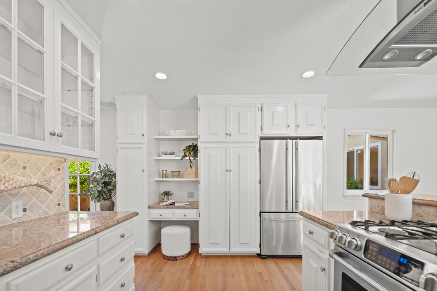 Detail Gallery Image 6 of 17 For 25380 Telarana Way, Carmel,  CA 93923 - 4 Beds | 2/1 Baths