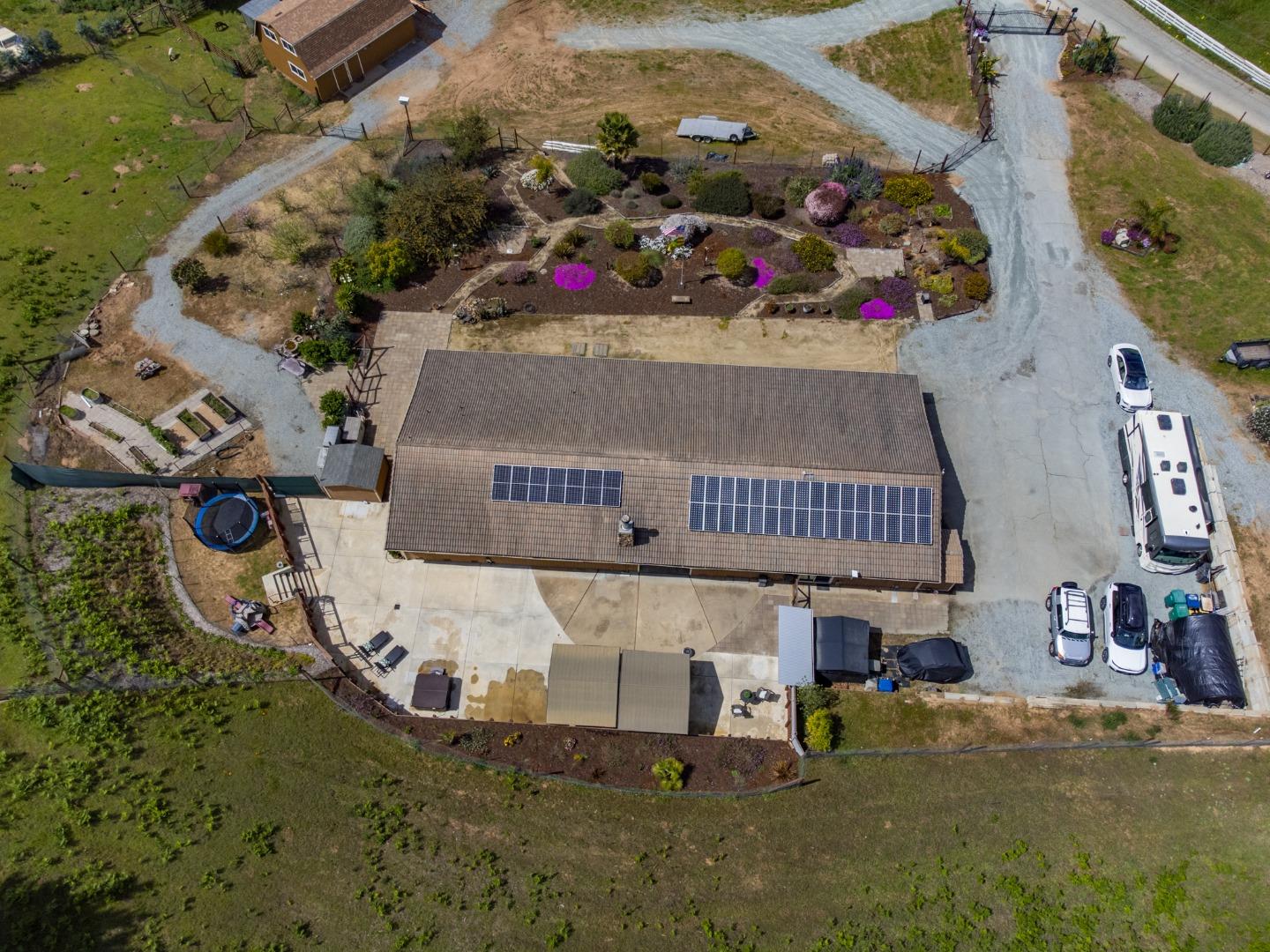 Detail Gallery Image 2 of 91 For 20150 Tarawild Ct, Prunedale,  CA 93907 - 3 Beds | 2/1 Baths