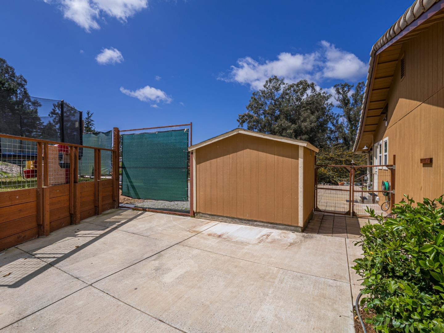 Detail Gallery Image 24 of 91 For 20150 Tarawild Ct, Prunedale,  CA 93907 - 3 Beds | 2/1 Baths