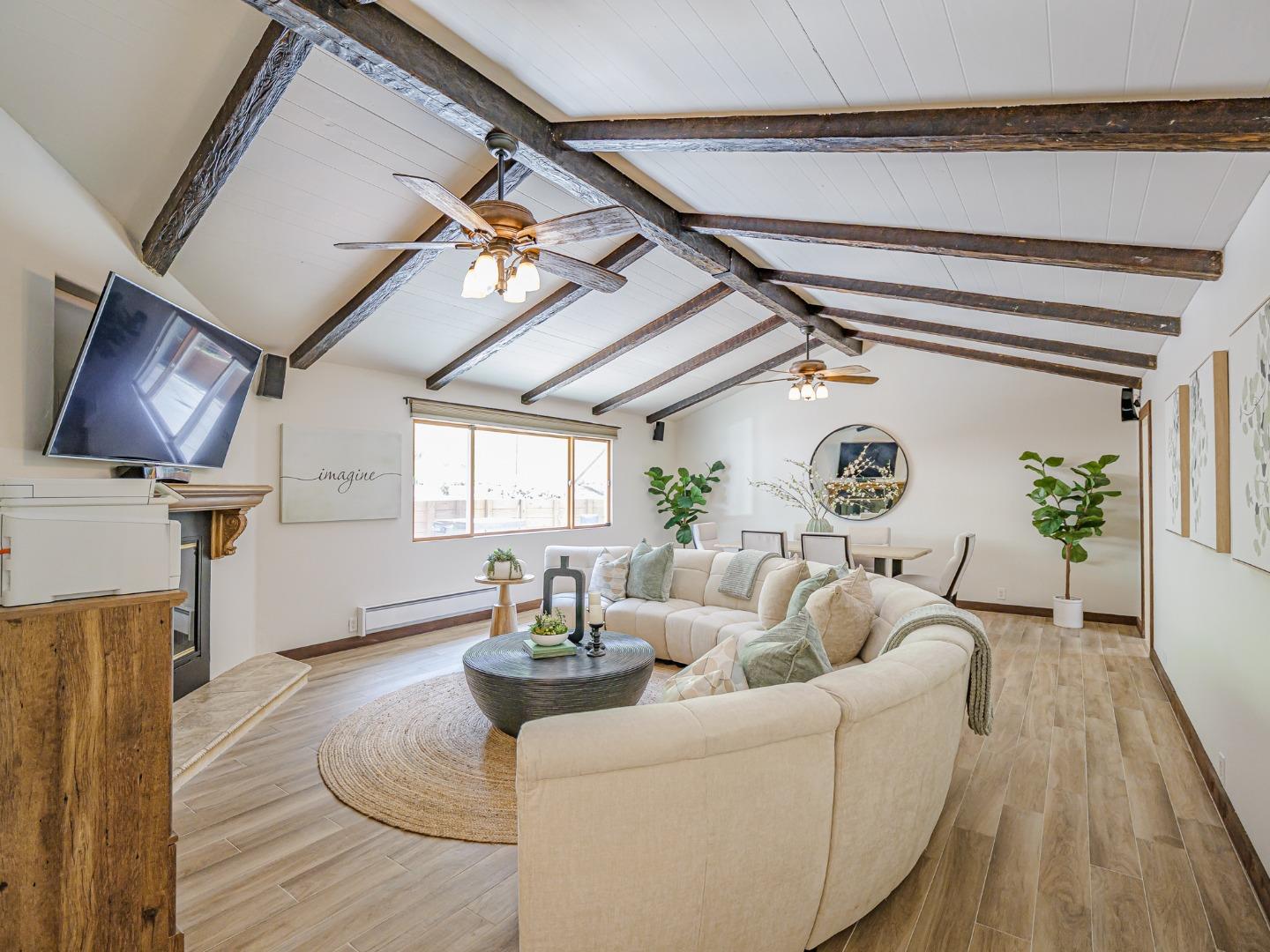 Detail Gallery Image 36 of 91 For 20150 Tarawild Ct, Prunedale,  CA 93907 - 3 Beds | 2/1 Baths