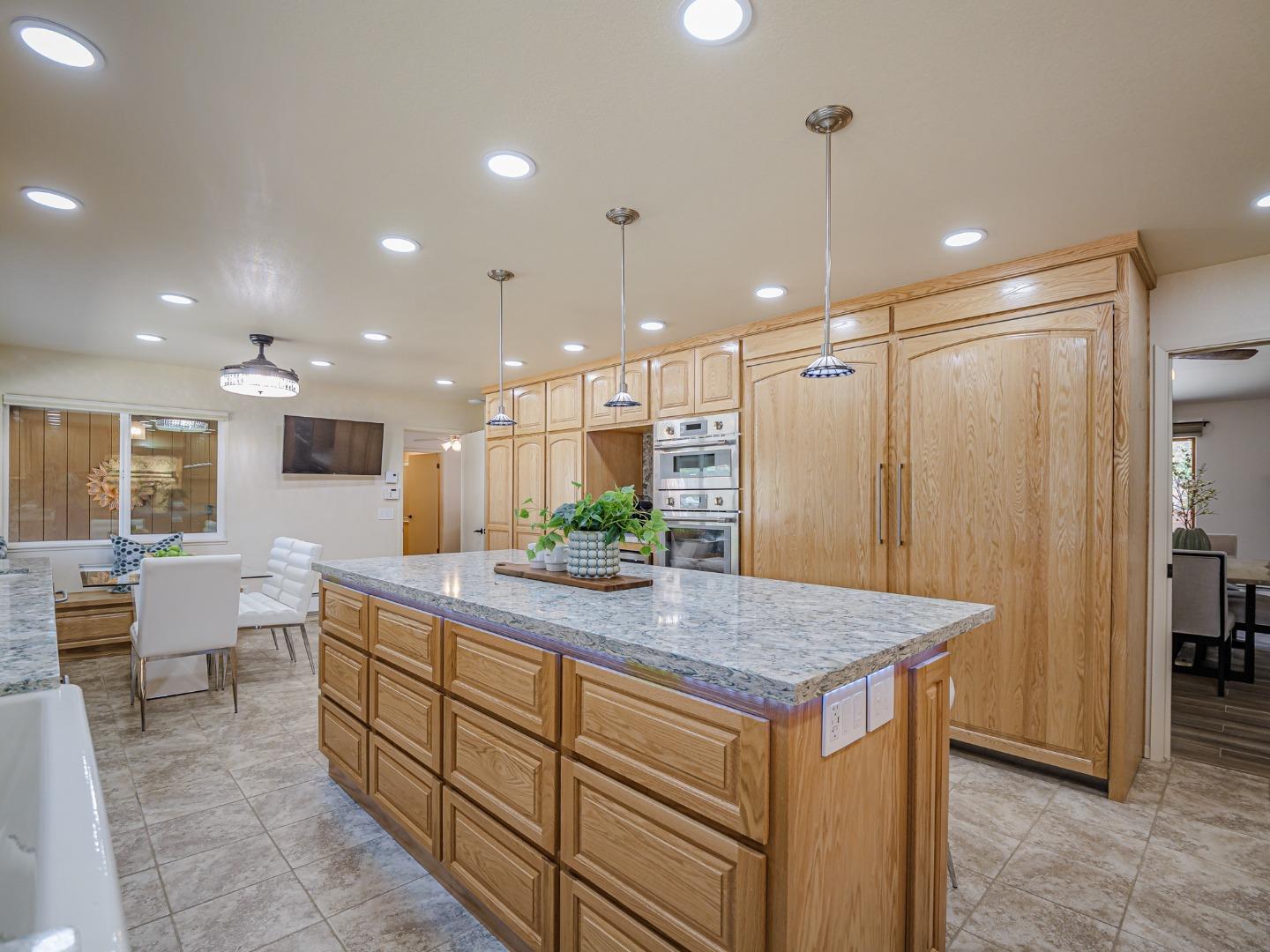 Detail Gallery Image 47 of 91 For 20150 Tarawild Ct, Prunedale,  CA 93907 - 3 Beds | 2/1 Baths
