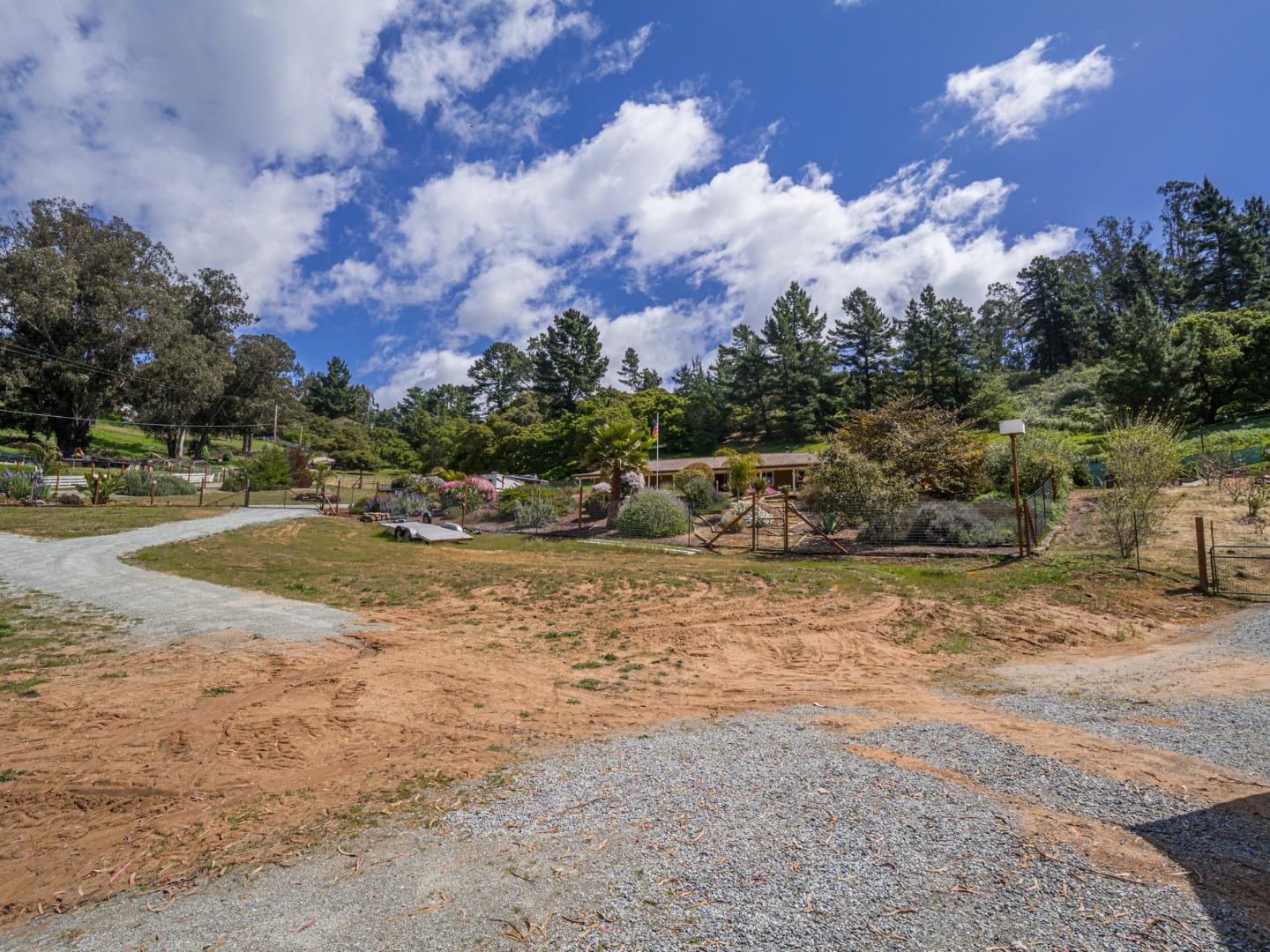 Detail Gallery Image 84 of 91 For 20150 Tarawild Ct, Prunedale,  CA 93907 - 3 Beds | 2/1 Baths
