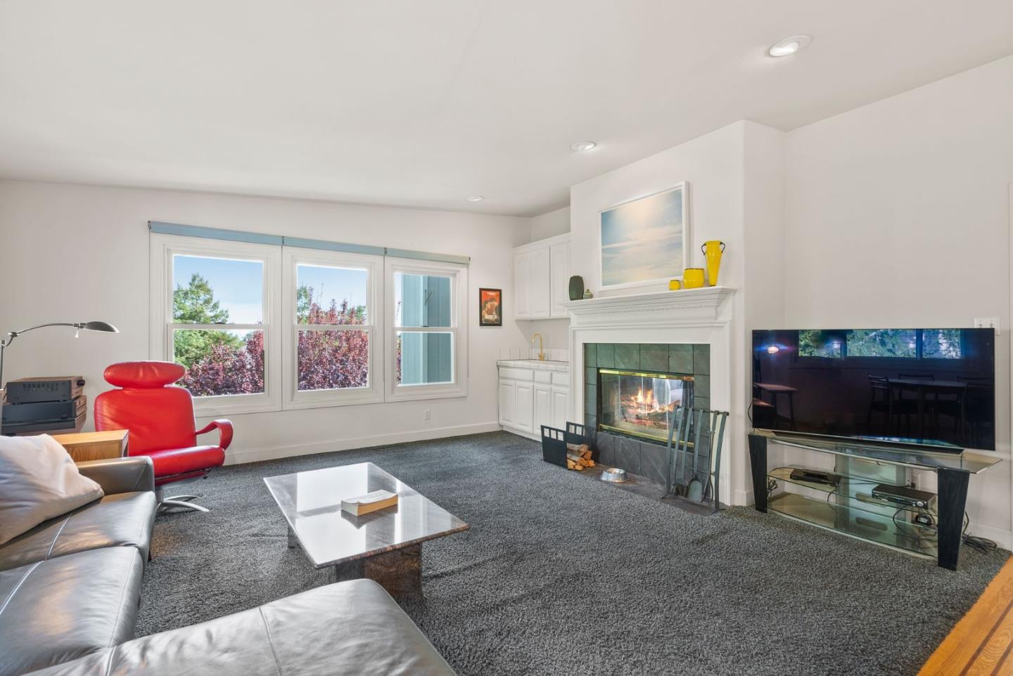 Detail Gallery Image 12 of 58 For 3920 Lakemead Way, Redwood City,  CA 94062 - 5 Beds | 4/1 Baths