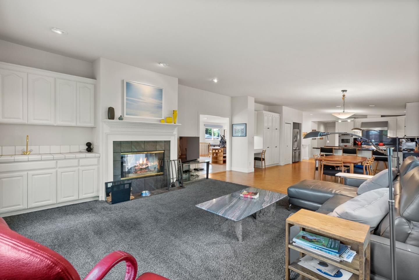 Detail Gallery Image 14 of 58 For 3920 Lakemead Way, Redwood City,  CA 94062 - 5 Beds | 4/1 Baths
