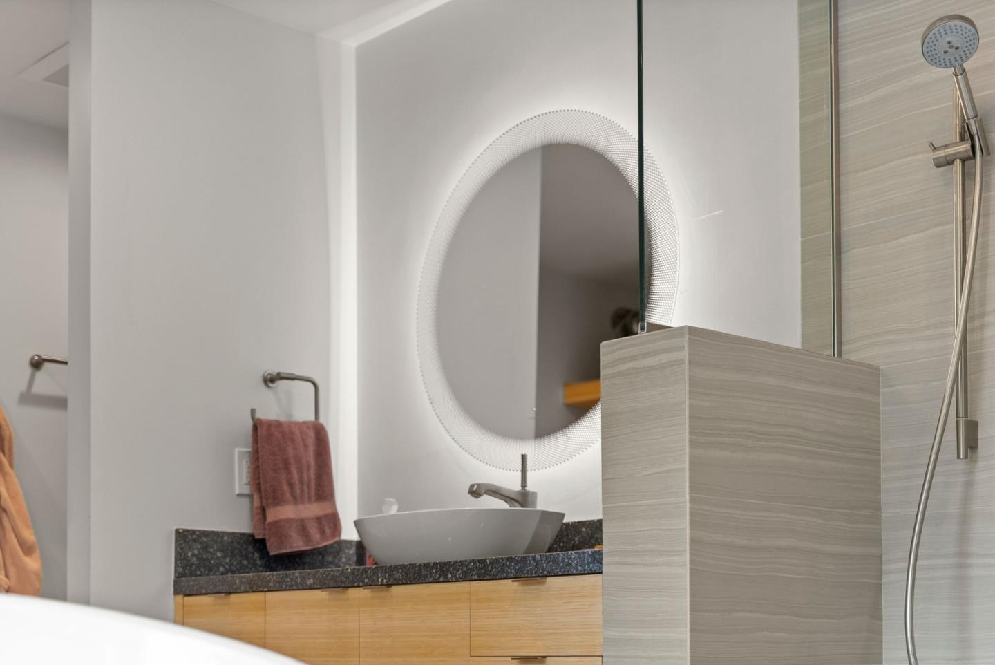 Detail Gallery Image 29 of 58 For 3920 Lakemead Way, Redwood City,  CA 94062 - 5 Beds | 4/1 Baths