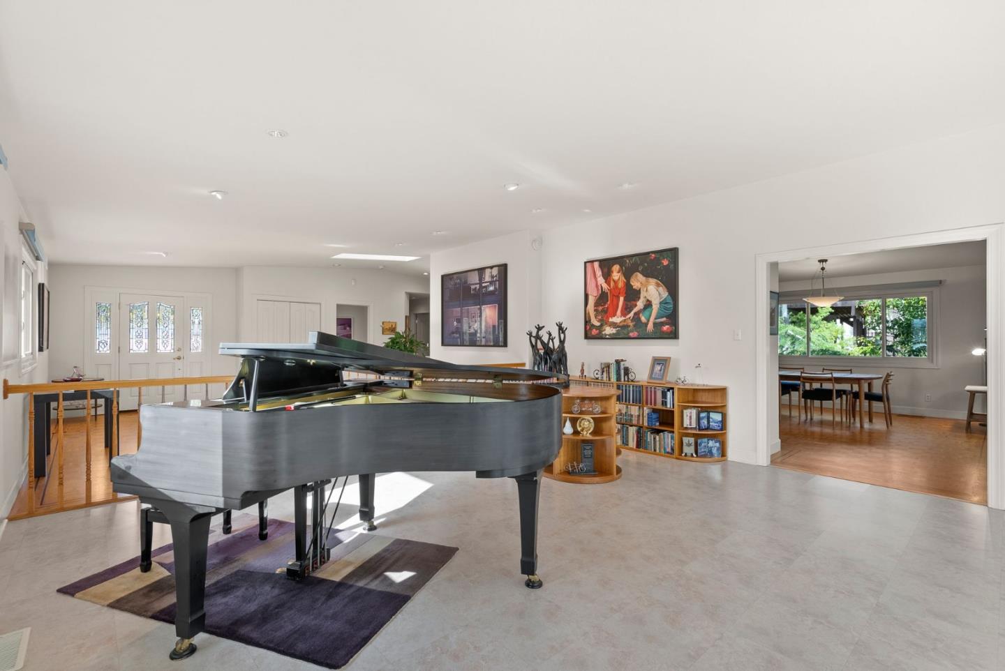 Detail Gallery Image 8 of 58 For 3920 Lakemead Way, Redwood City,  CA 94062 - 5 Beds | 4/1 Baths