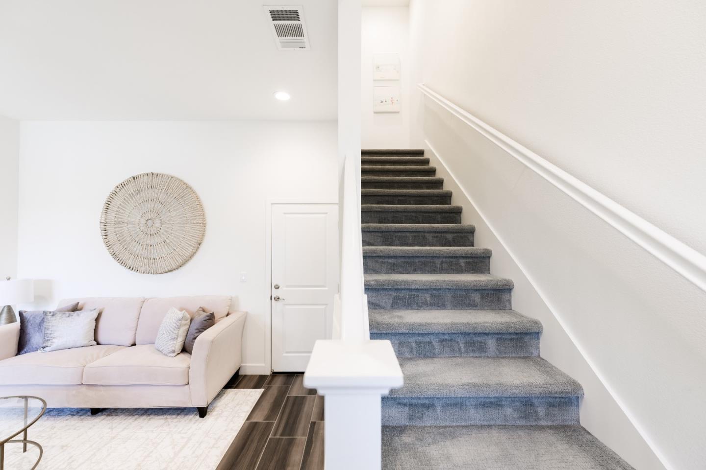 Detail Gallery Image 15 of 74 For 379 Hansen, Scotts Valley,  CA 95066 - 3 Beds | 2/1 Baths