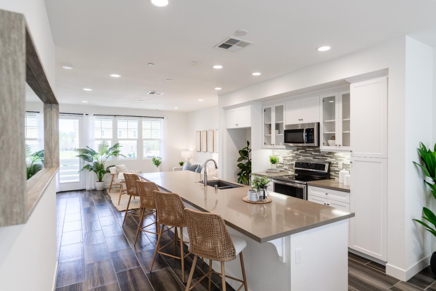 Detail Gallery Image 17 of 74 For 379 Hansen, Scotts Valley,  CA 95066 - 3 Beds | 2/1 Baths