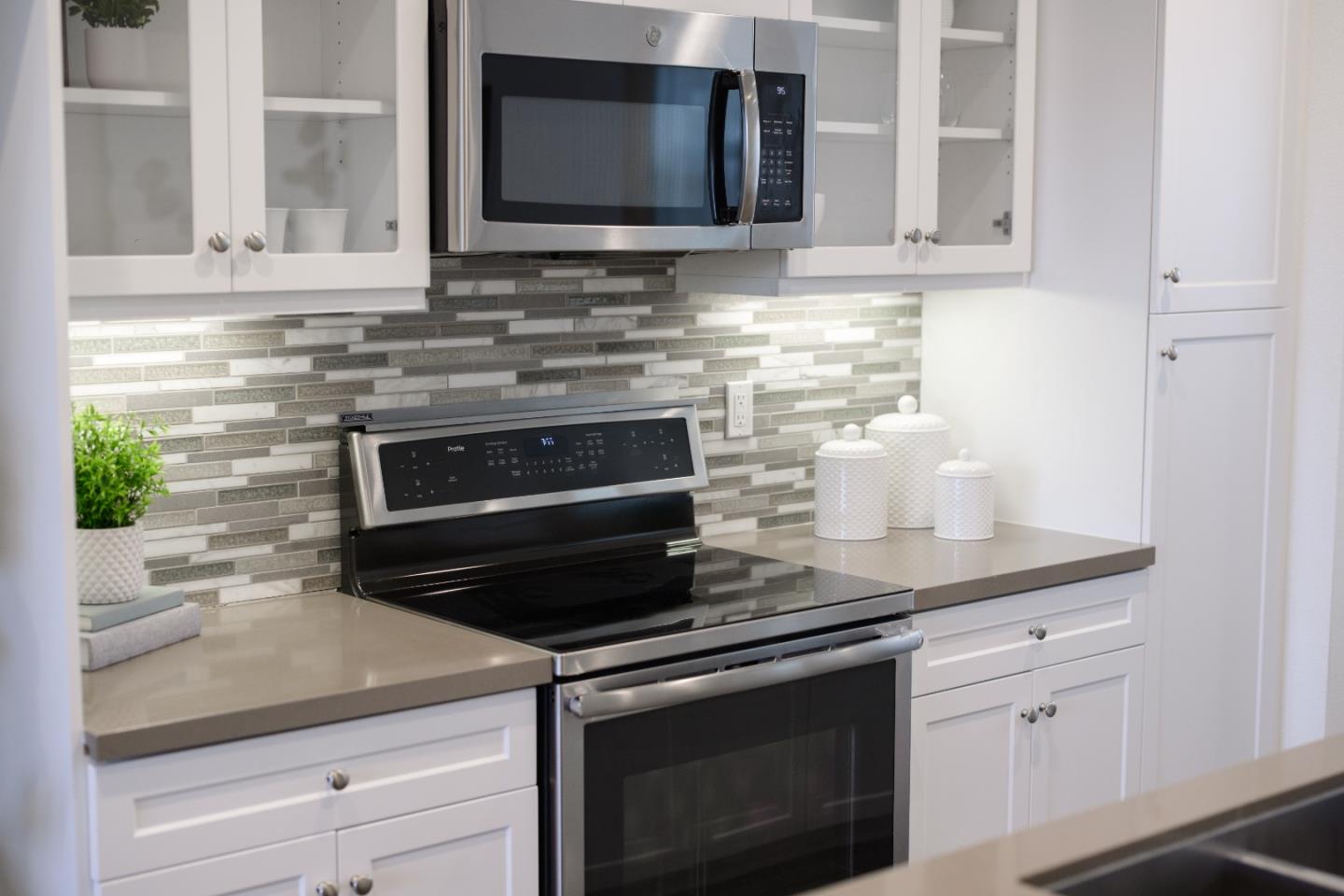 Detail Gallery Image 20 of 74 For 379 Hansen, Scotts Valley,  CA 95066 - 3 Beds | 2/1 Baths