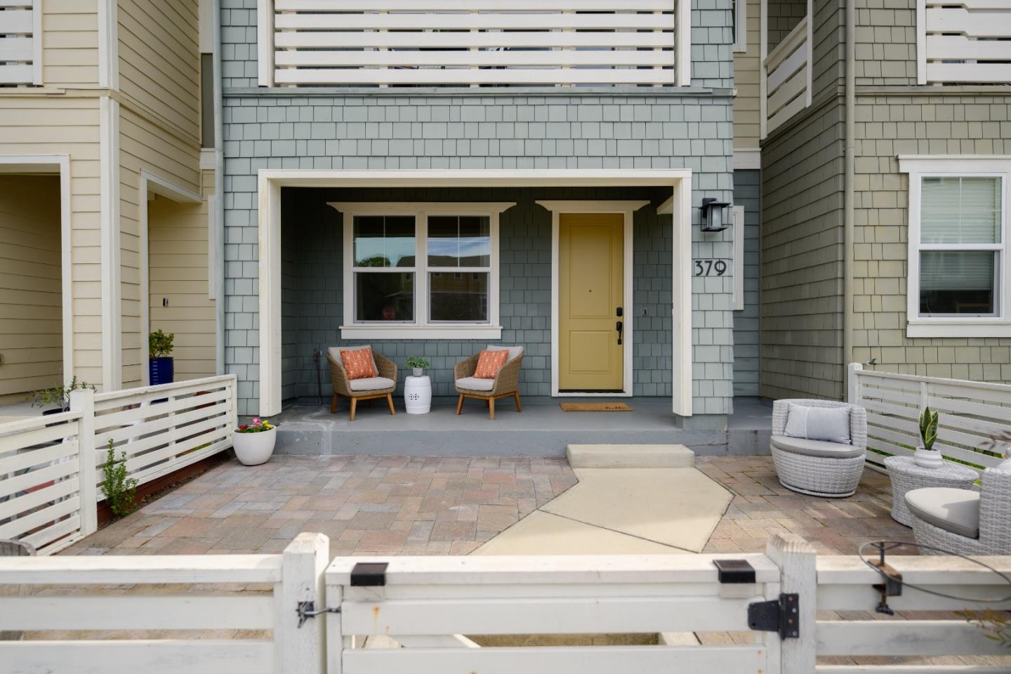 Detail Gallery Image 4 of 74 For 379 Hansen, Scotts Valley,  CA 95066 - 3 Beds | 2/1 Baths