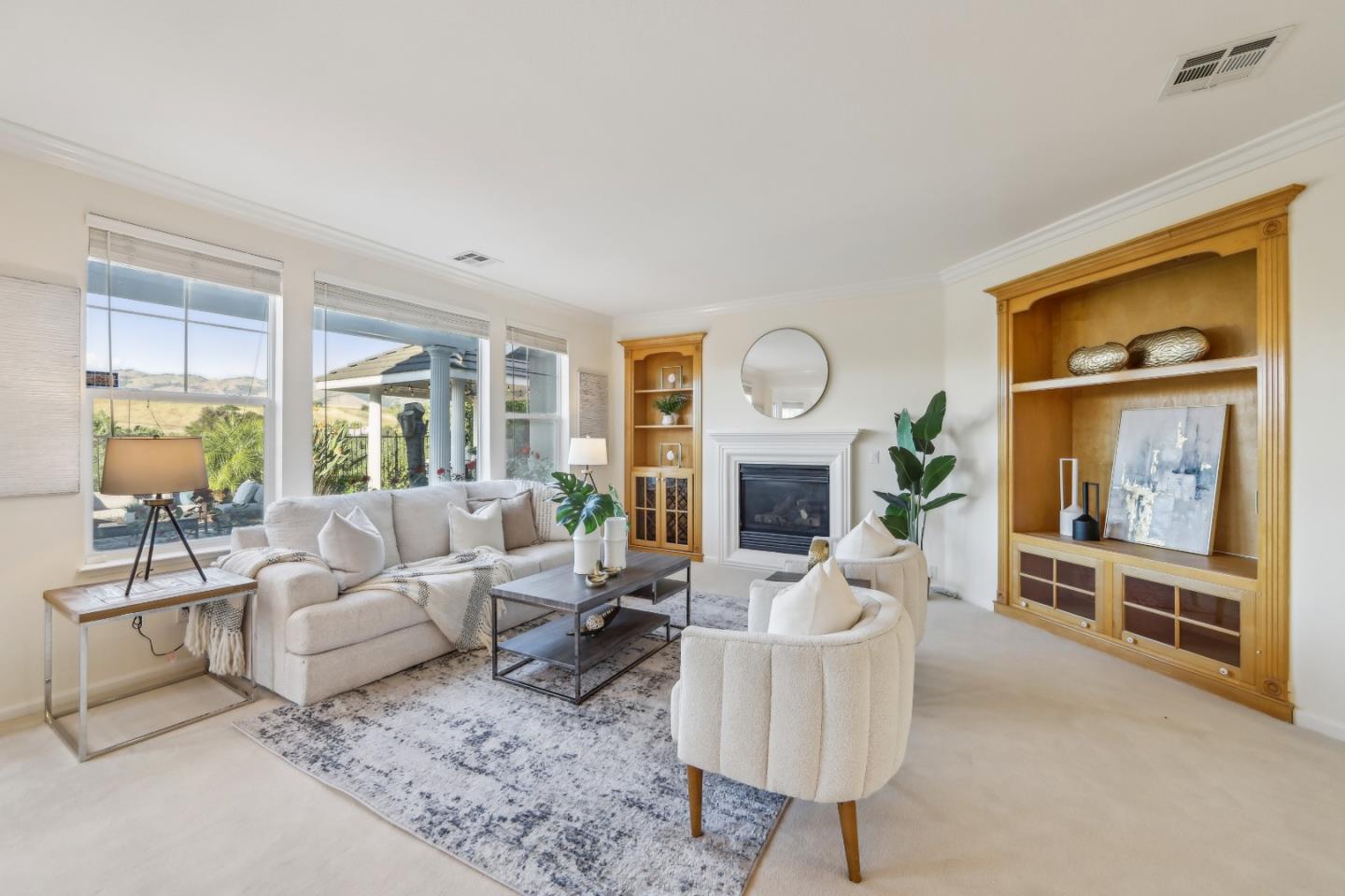 Detail Gallery Image 19 of 87 For 1781 Indigo Oak Ln, San Jose,  CA 95121 - 5 Beds | 4 Baths