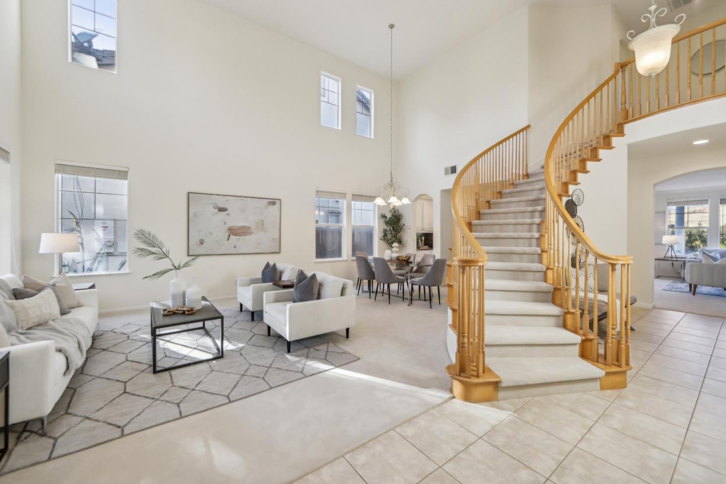 Detail Gallery Image 2 of 87 For 1781 Indigo Oak Ln, San Jose,  CA 95121 - 5 Beds | 4 Baths
