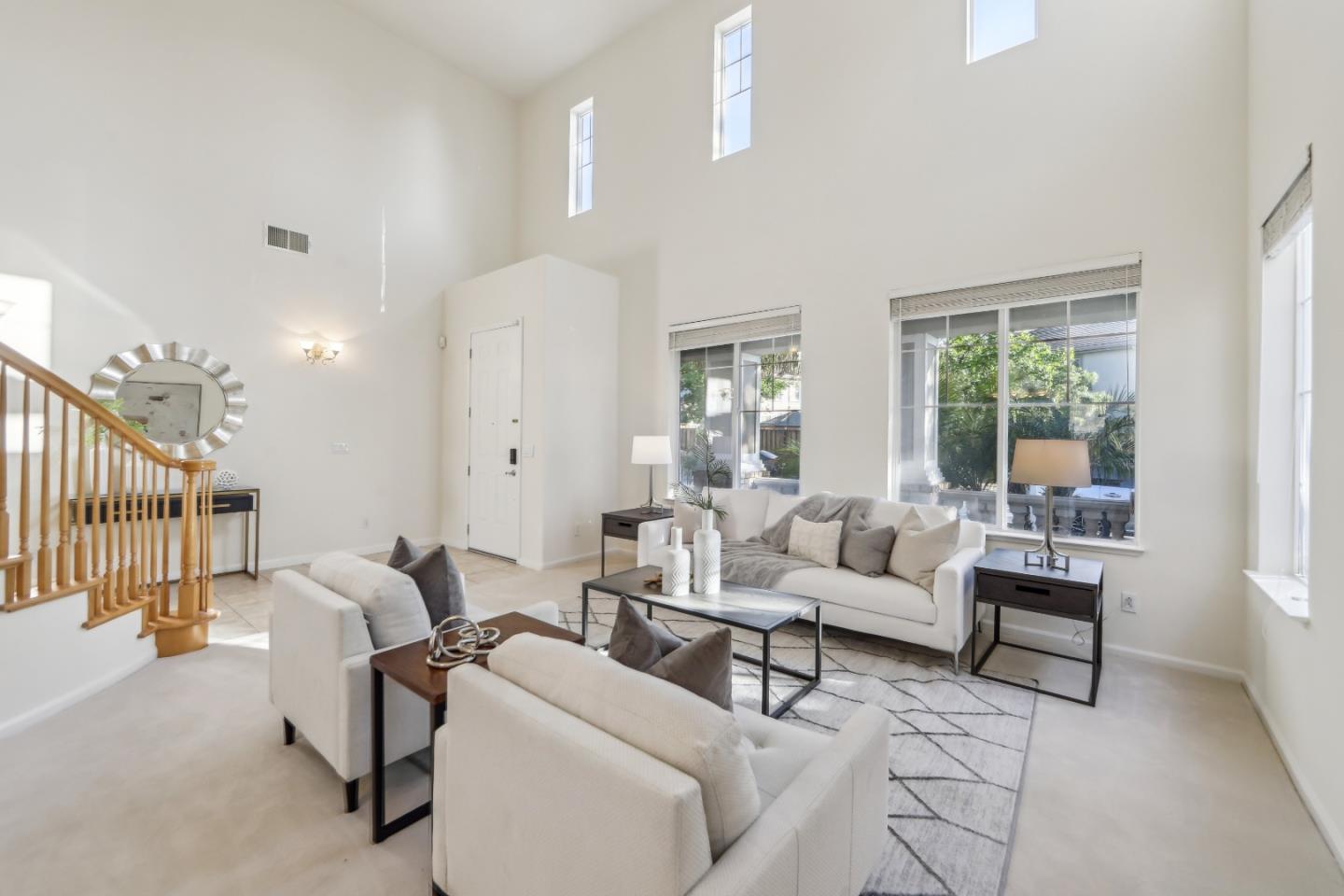 Detail Gallery Image 4 of 87 For 1781 Indigo Oak Ln, San Jose,  CA 95121 - 5 Beds | 4 Baths