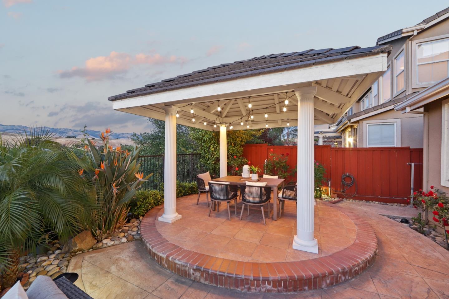 Detail Gallery Image 57 of 87 For 1781 Indigo Oak Ln, San Jose,  CA 95121 - 5 Beds | 4 Baths