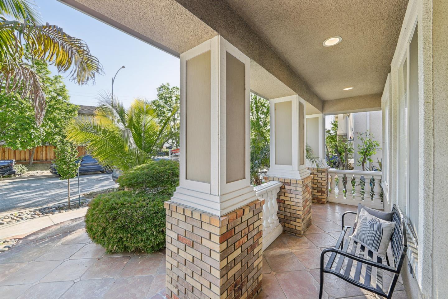 Detail Gallery Image 81 of 87 For 1781 Indigo Oak Ln, San Jose,  CA 95121 - 5 Beds | 4 Baths
