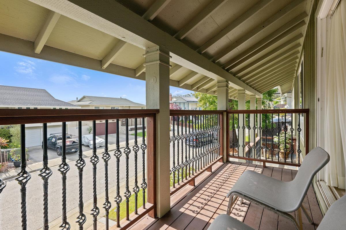 Detail Gallery Image 22 of 63 For 6 Big Sur Way, Pacifica,  CA 94044 - 4 Beds | 4 Baths