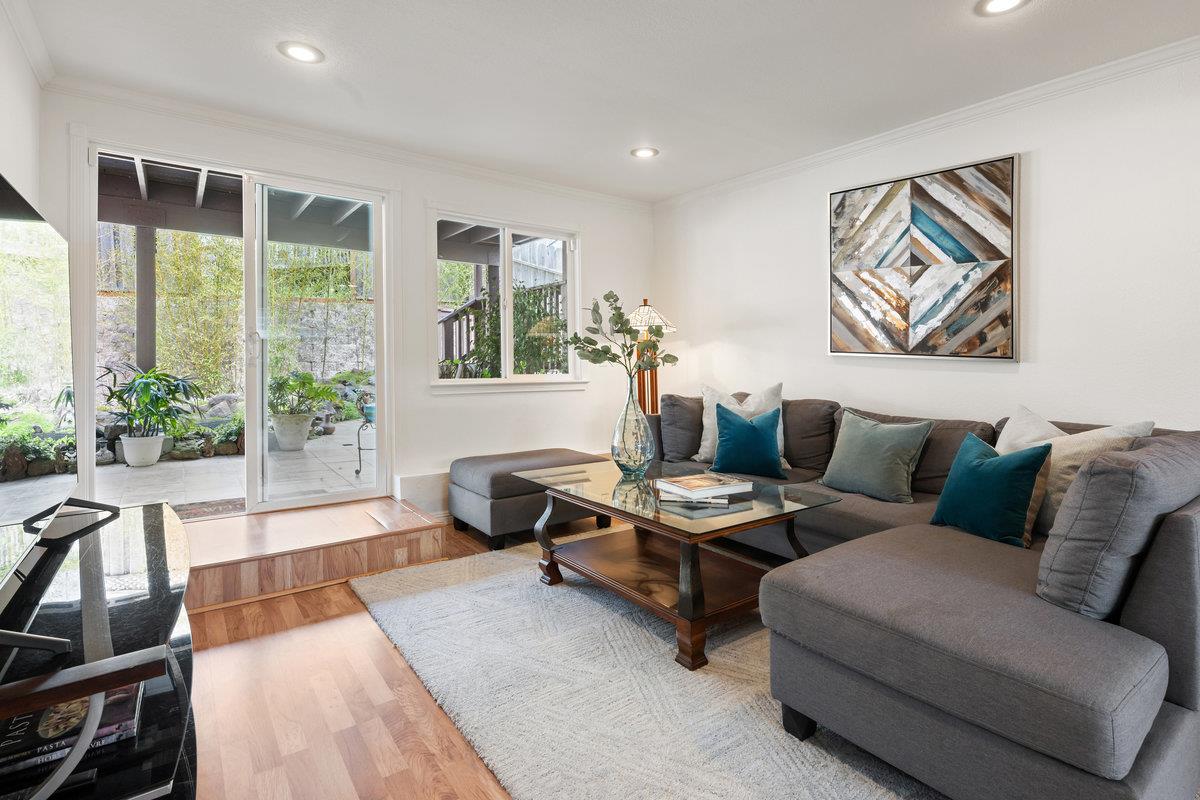 Detail Gallery Image 38 of 63 For 6 Big Sur Way, Pacifica,  CA 94044 - 4 Beds | 4 Baths
