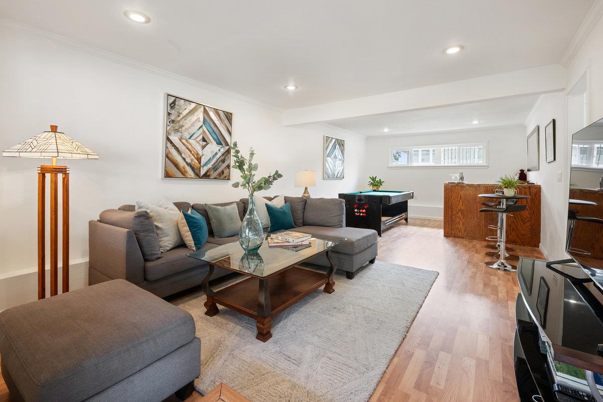Detail Gallery Image 39 of 63 For 6 Big Sur Way, Pacifica,  CA 94044 - 4 Beds | 4 Baths