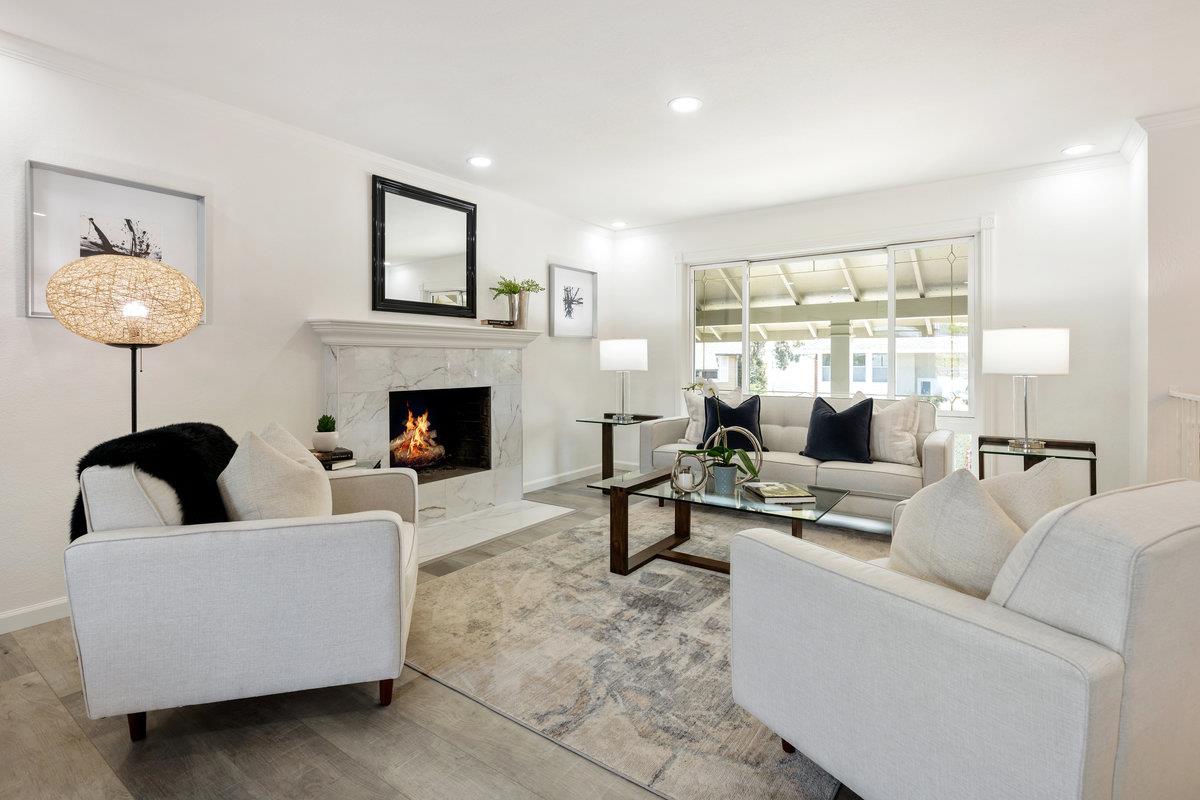 Detail Gallery Image 4 of 63 For 6 Big Sur Way, Pacifica,  CA 94044 - 4 Beds | 4 Baths