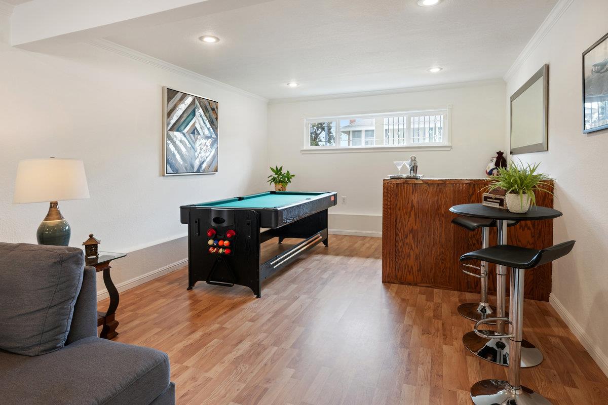 Detail Gallery Image 40 of 63 For 6 Big Sur Way, Pacifica,  CA 94044 - 4 Beds | 4 Baths