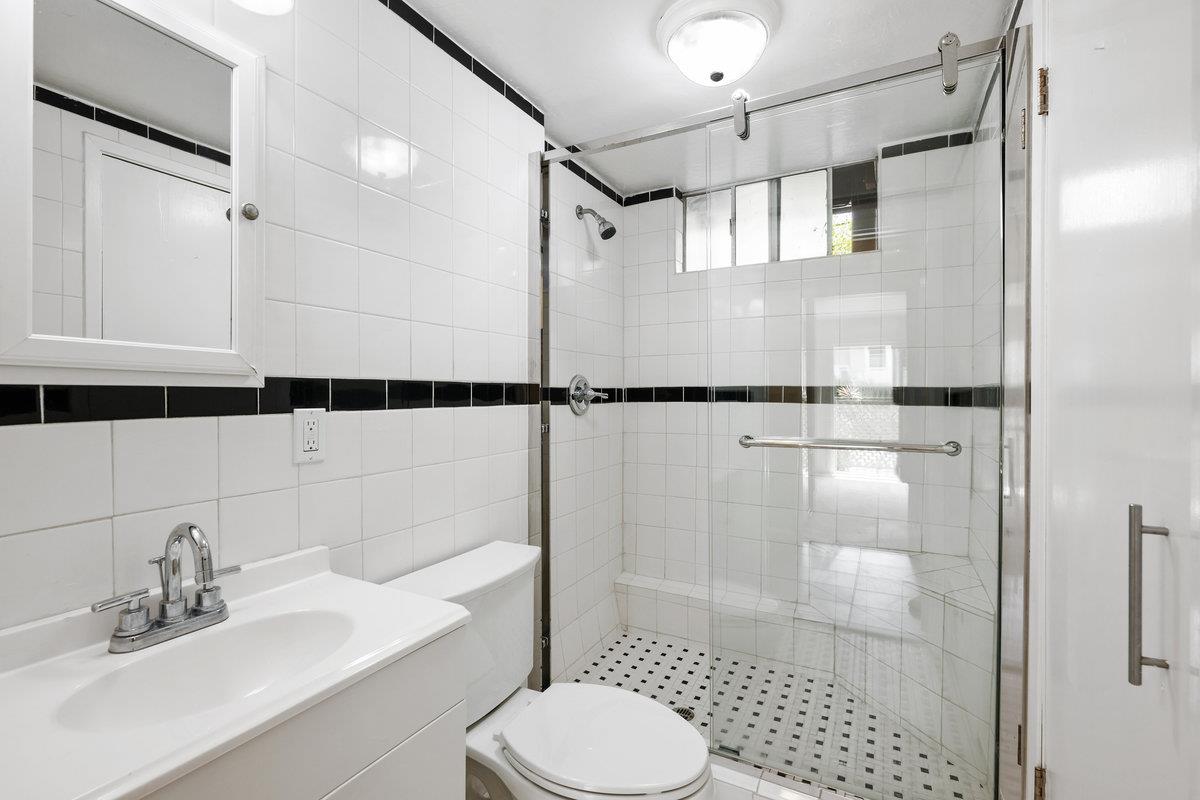 Detail Gallery Image 47 of 63 For 6 Big Sur Way, Pacifica,  CA 94044 - 4 Beds | 4 Baths