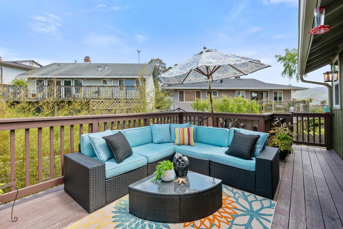 Detail Gallery Image 51 of 63 For 6 Big Sur Way, Pacifica,  CA 94044 - 4 Beds | 4 Baths