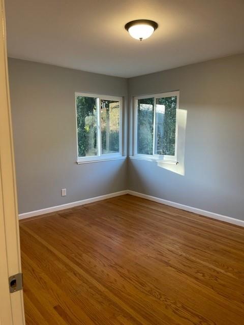 Detail Gallery Image 4 of 8 For 600 19th Ave, San Mateo,  CA 94402 - 2 Beds | 1 Baths