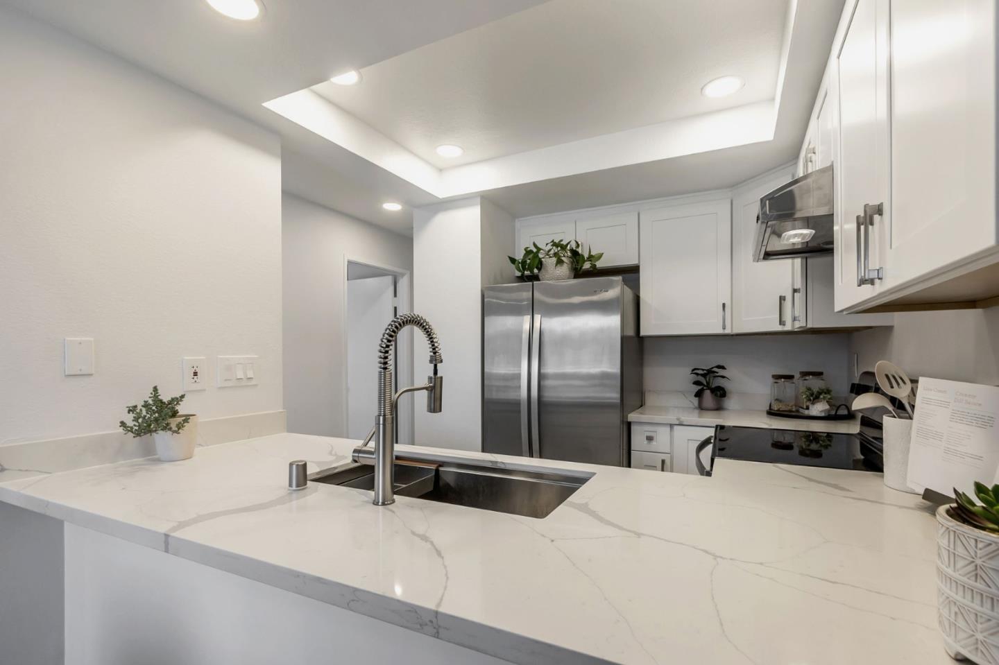 Detail Gallery Image 14 of 41 For 549 Groth Pl, San Jose,  CA 95111 - 2 Beds | 1 Baths