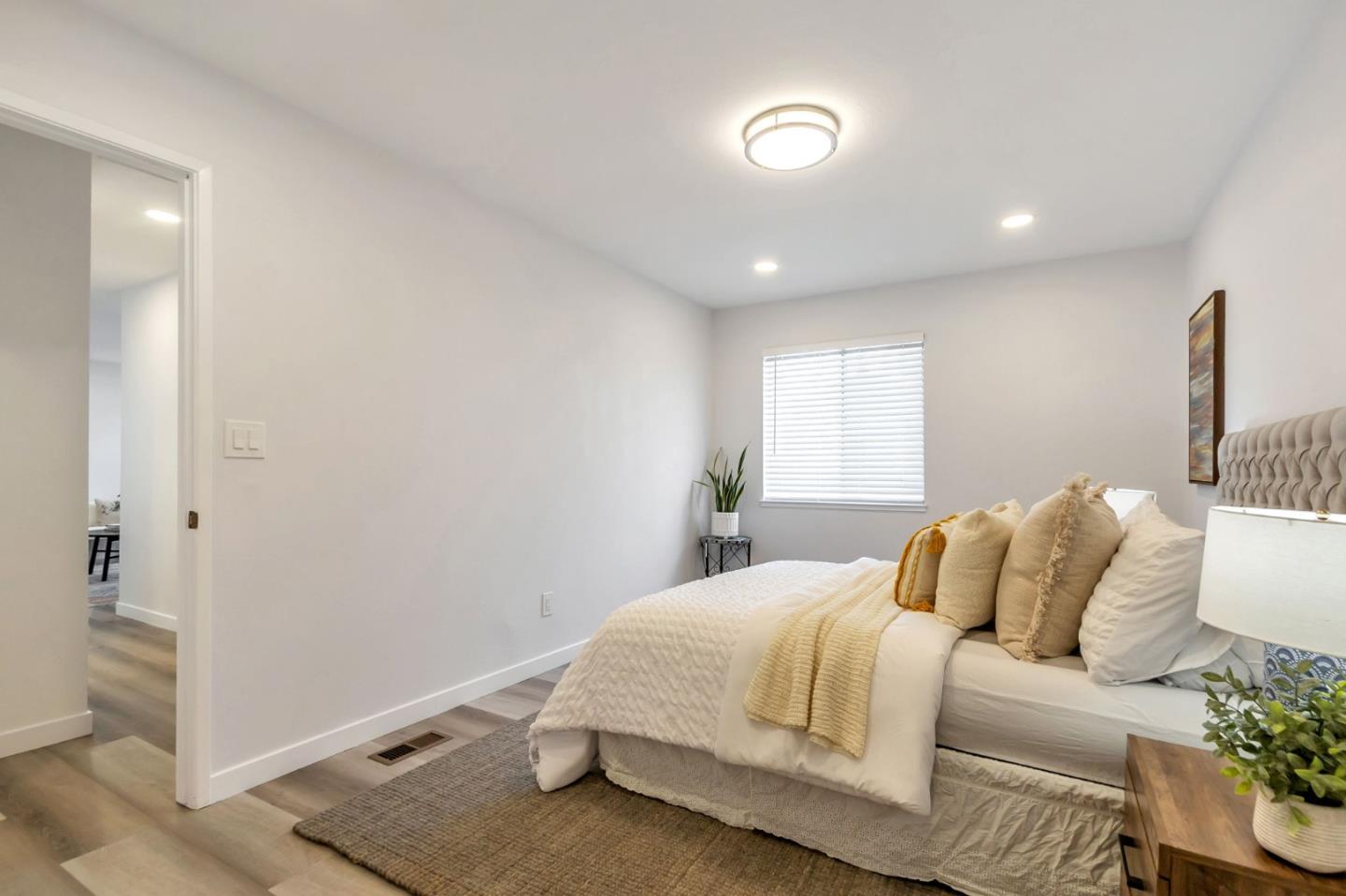 Detail Gallery Image 24 of 41 For 549 Groth Pl, San Jose,  CA 95111 - 2 Beds | 1 Baths