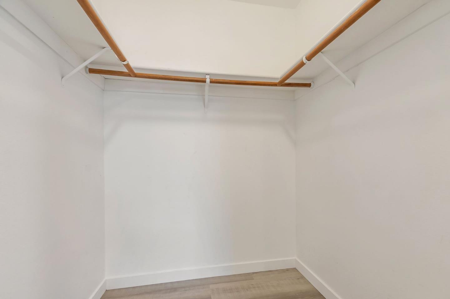 Detail Gallery Image 26 of 41 For 549 Groth Pl, San Jose,  CA 95111 - 2 Beds | 1 Baths